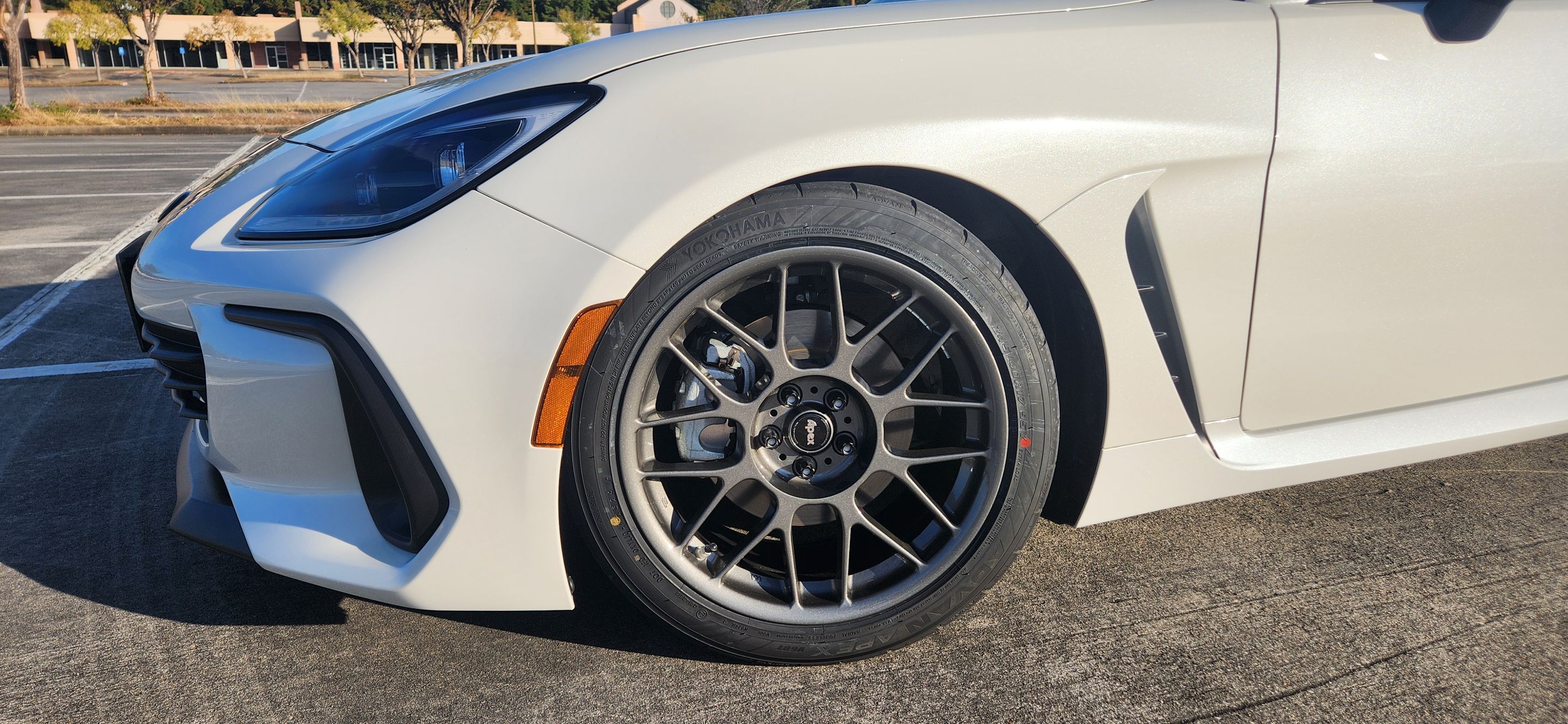 White Subaru ZD8 / Gen 2 BRZ with 17" ARC-8 Apex wheels in Anthracite