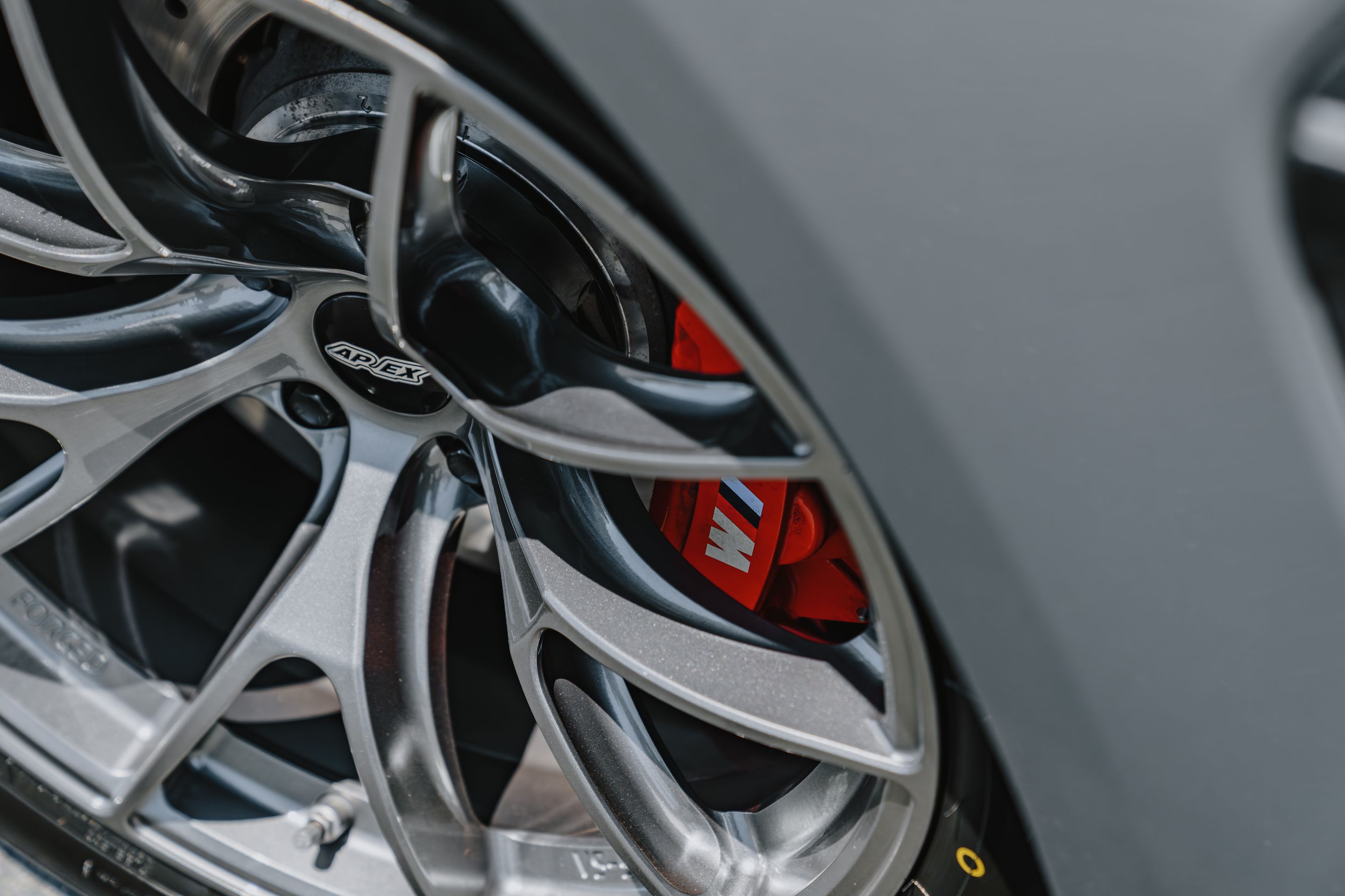 Grey BMW G80 M3 with 18" VS-5RS Apex wheels in Anthracite