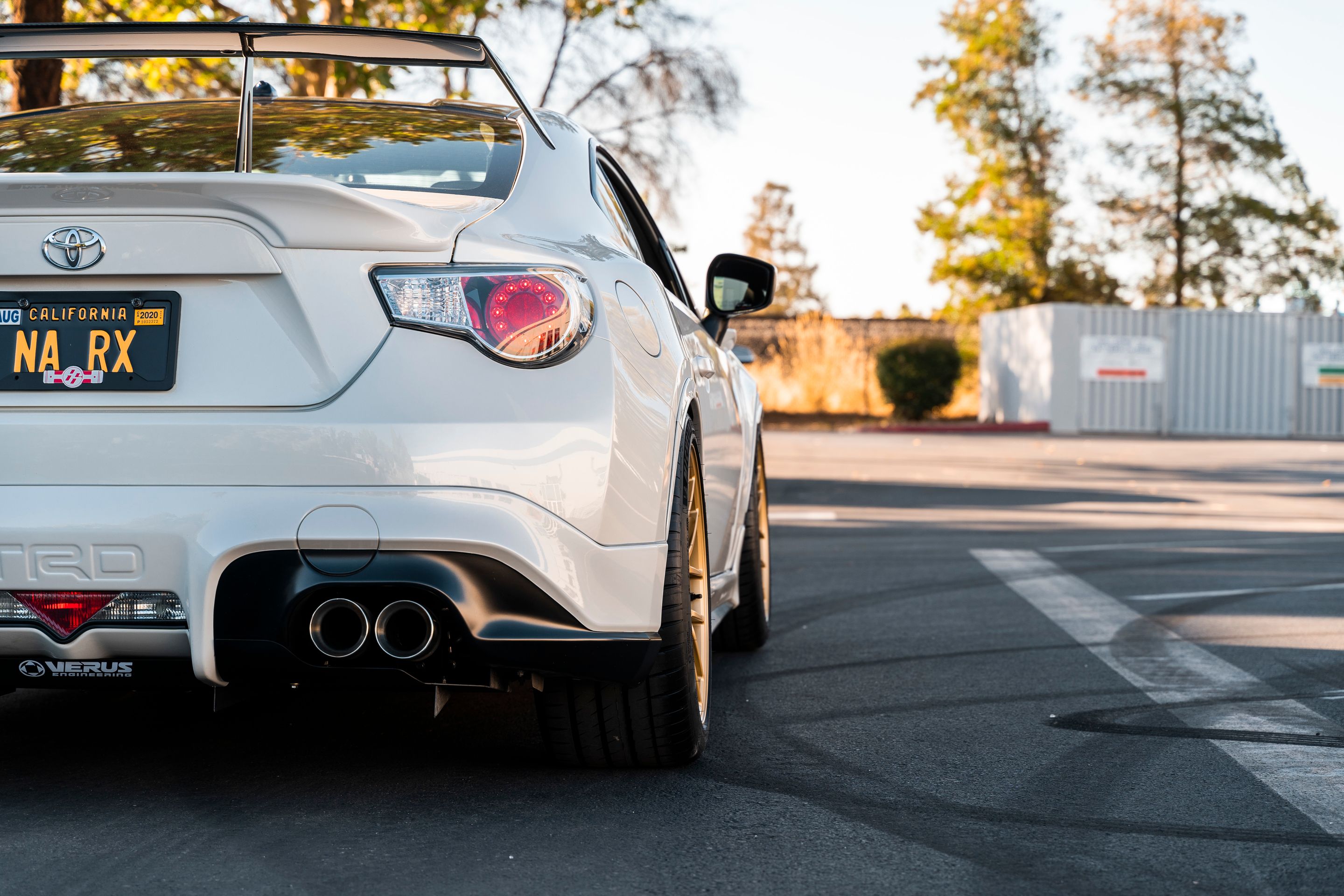 White Scion FR-S with 18" EC-7R Apex wheels in Satin Gold