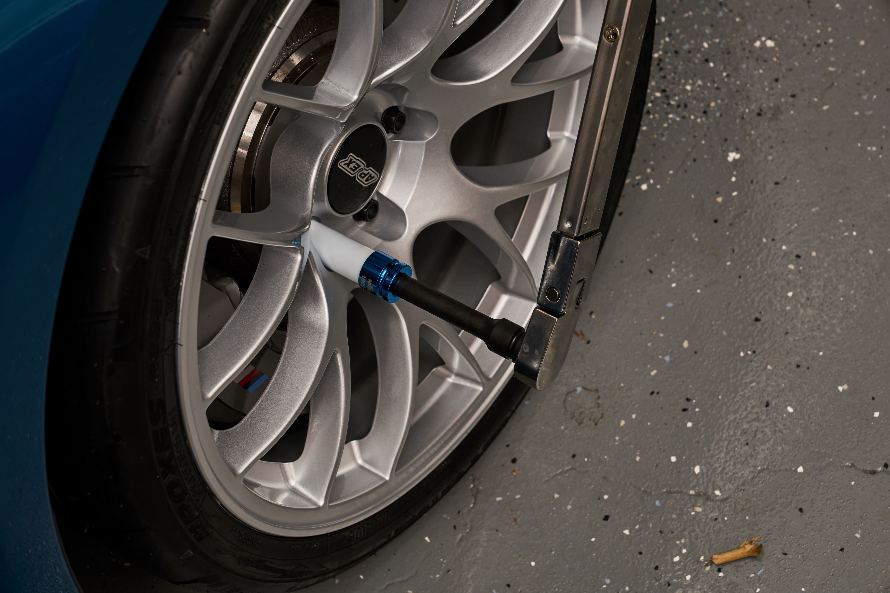 Blue BMW F87 M2 with 19" EC-7 Apex wheels in Race Silver