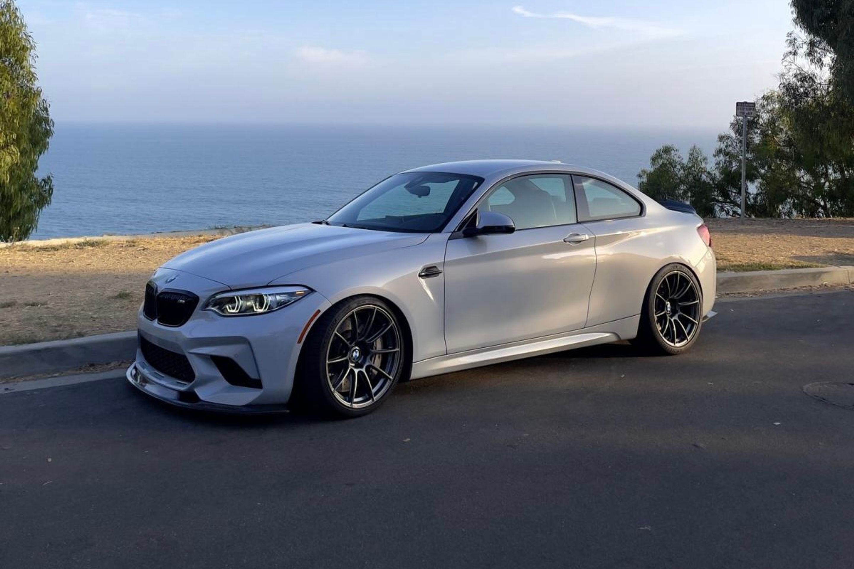 Silver BMW F87 M2 with 19" SM-10RS Apex wheels in Anthracite