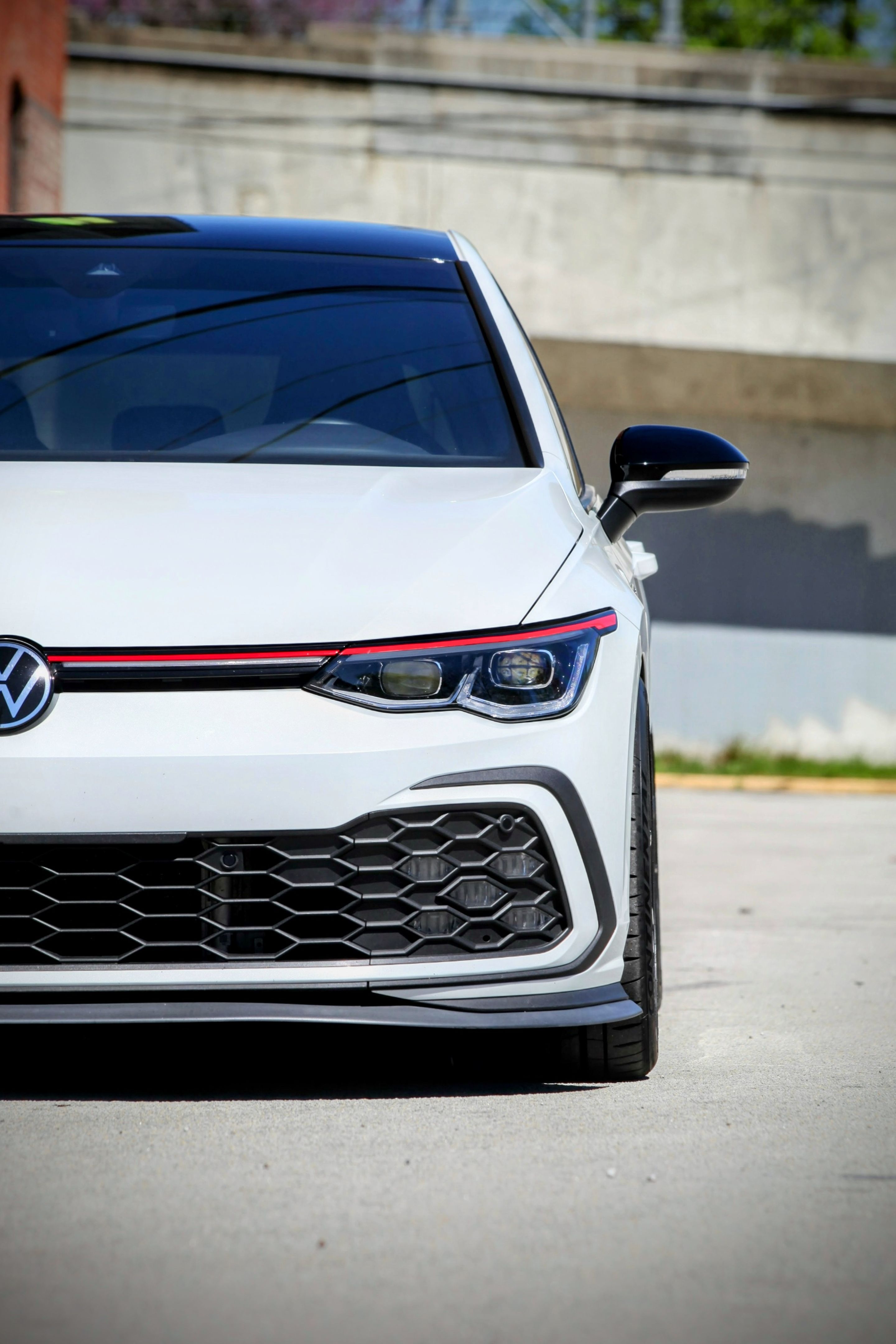 White VW MK8 GTI with 18" VS-5RS Apex wheels in Satin Black