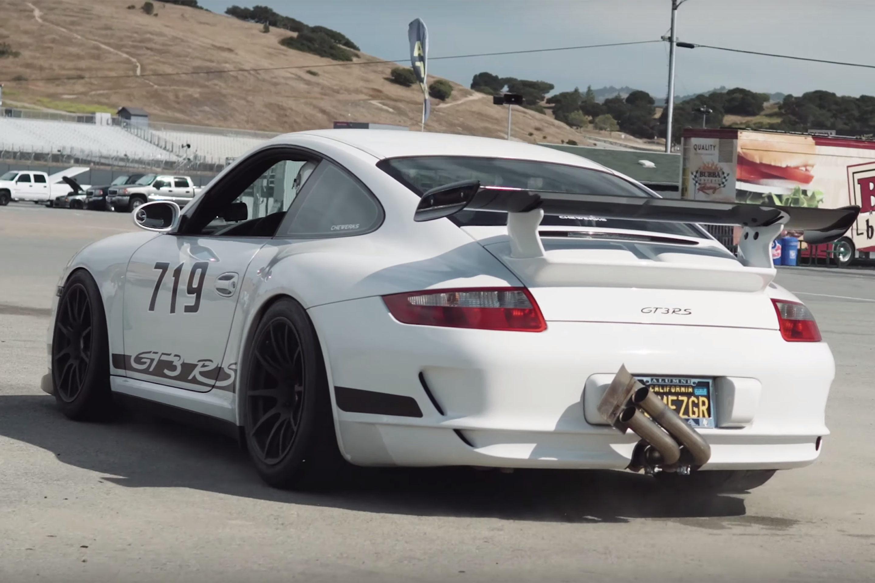 White Porsche 911 997 GT3 RS with 18" SM-10 Apex wheels in Satin Black