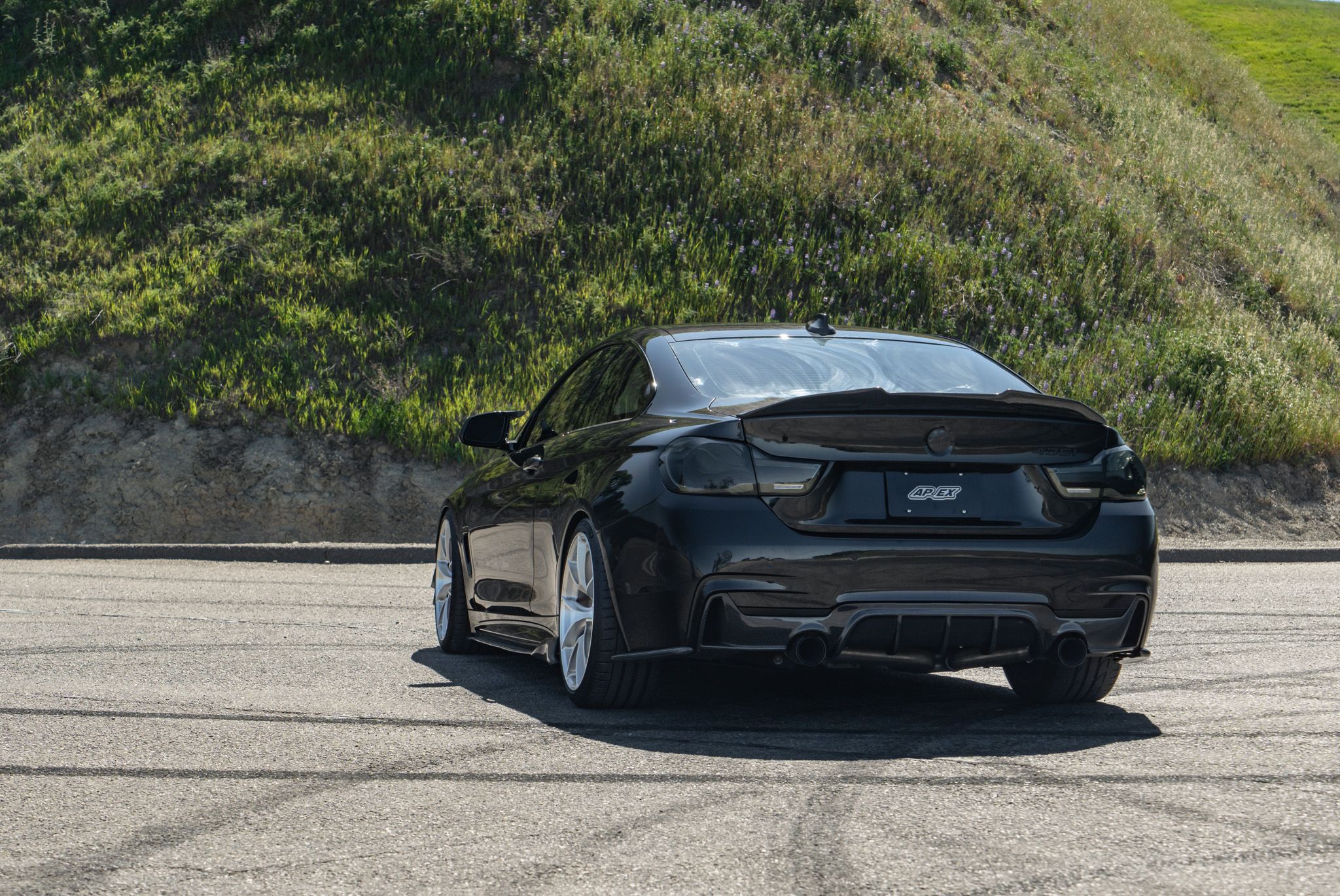 Black BMW F32 Coupe 4 Series with 19" VS-5RS Apex wheels in Brushed Clear