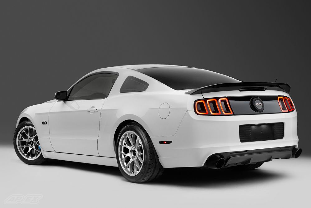 White Ford S197 Mustang GT with 18" EC-7 Apex wheels in Race Silver
