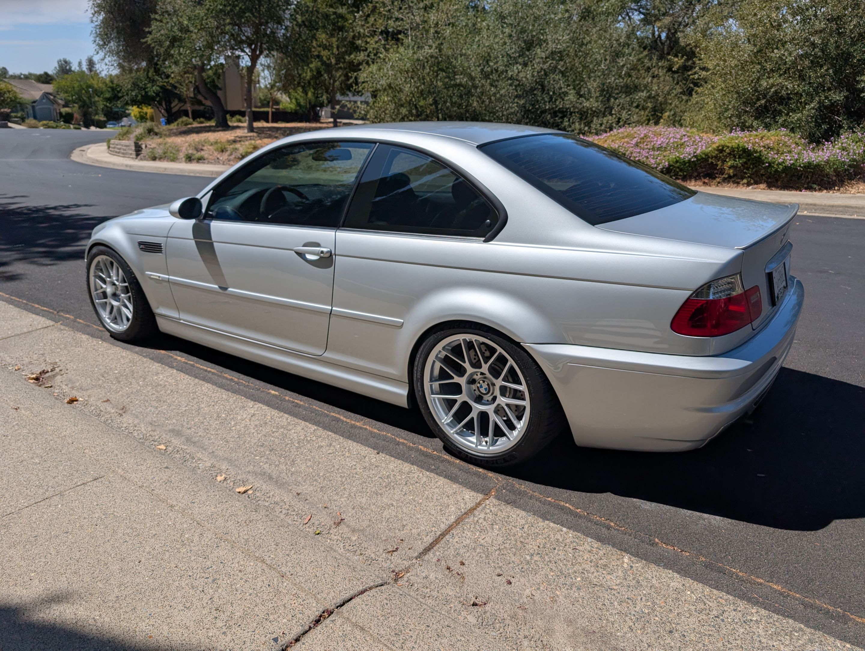 Silver BMW E46 M3 with 18" ARC-8 Apex wheels in Race Silver