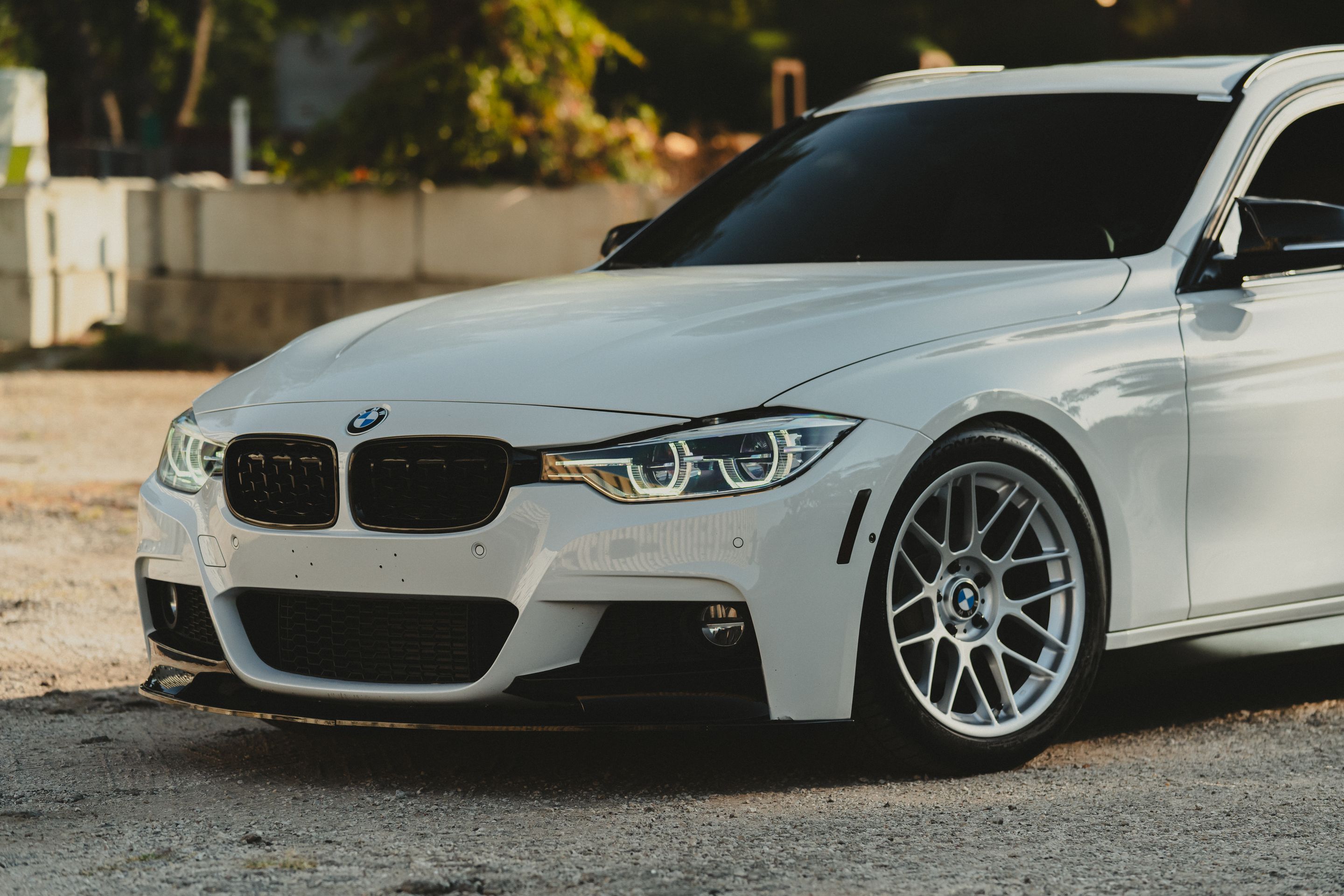 White BMW F31 Wagon 3 Series with 18" ARC-8 Apex wheels in Race Silver