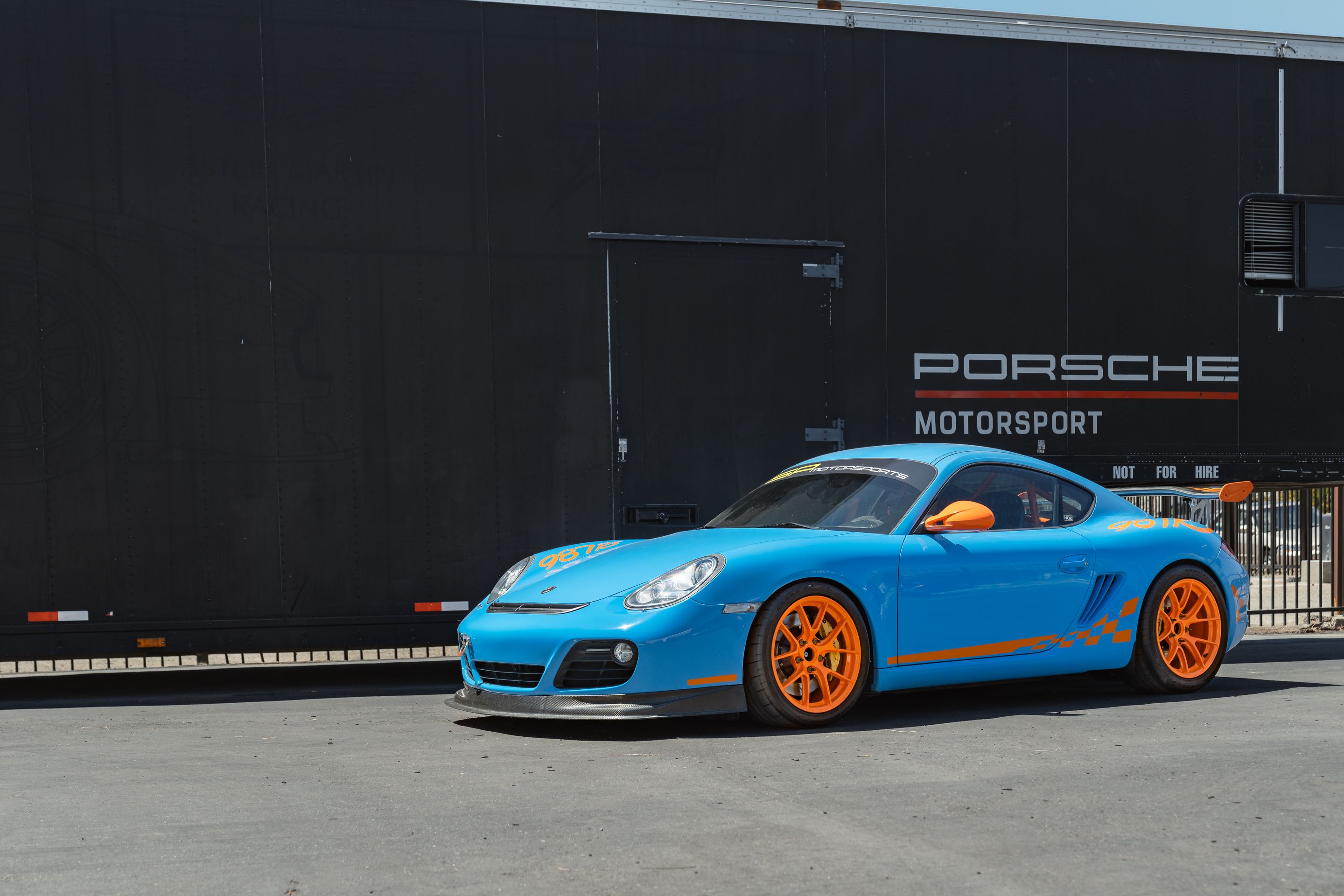Blue Porsche 987 Cayman S with 18" VS-5RS Apex wheels in Custom Finish