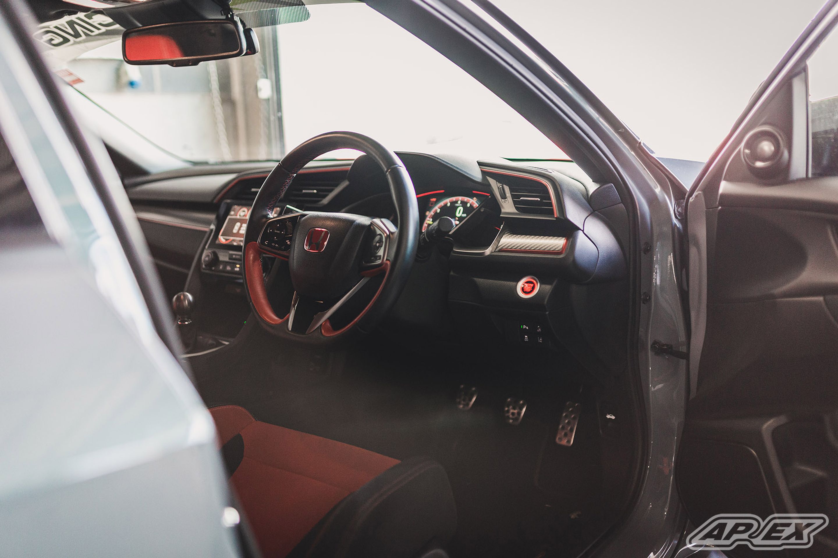 Grey Honda FK8 Civic Type-R with 18" EC-7 Apex wheels in Satin Black