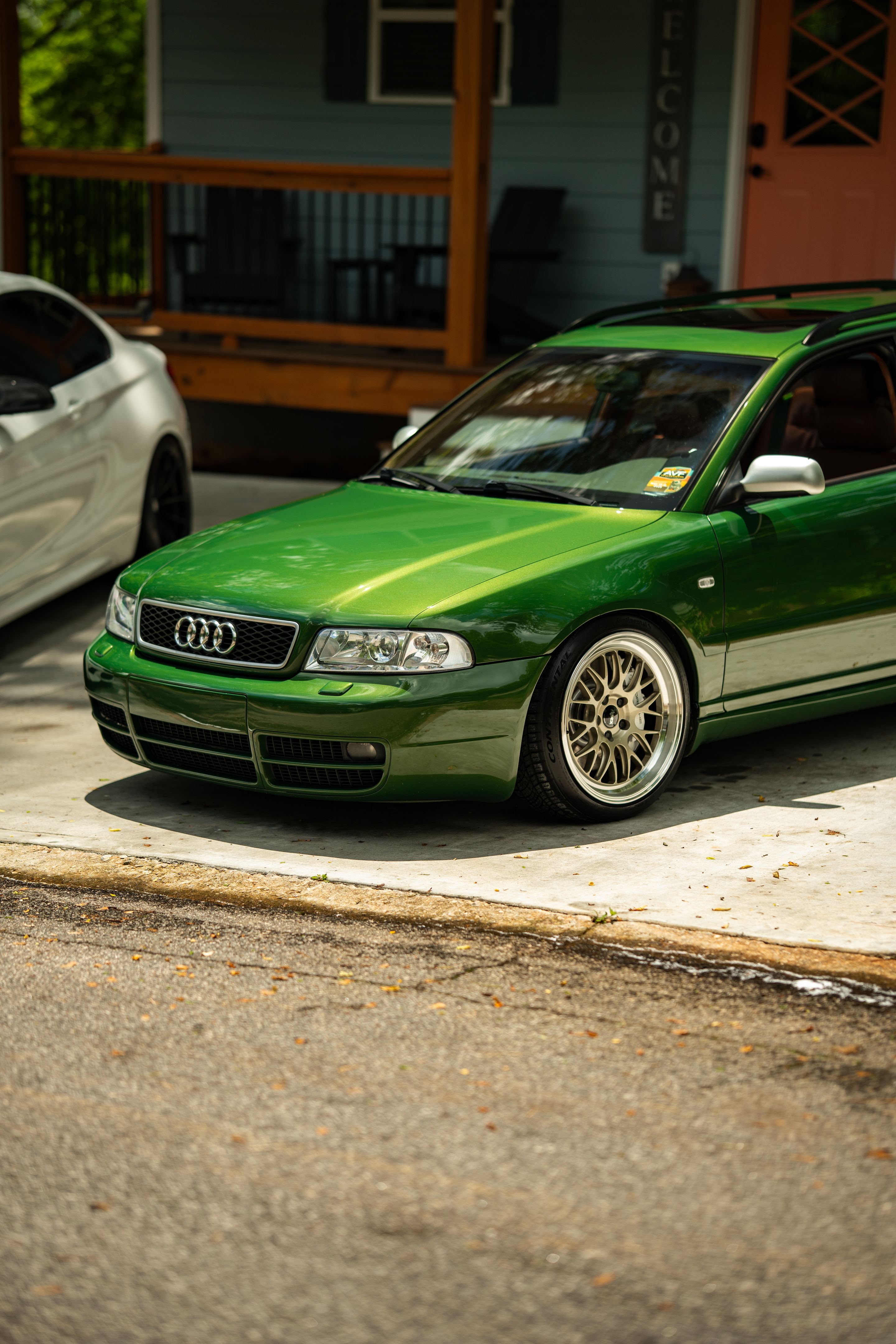 Green Audi B5 S4 Avant/Wagon with 18" ML-10RT Apex wheels in Machined Lip Gloss Motorsport Gold
