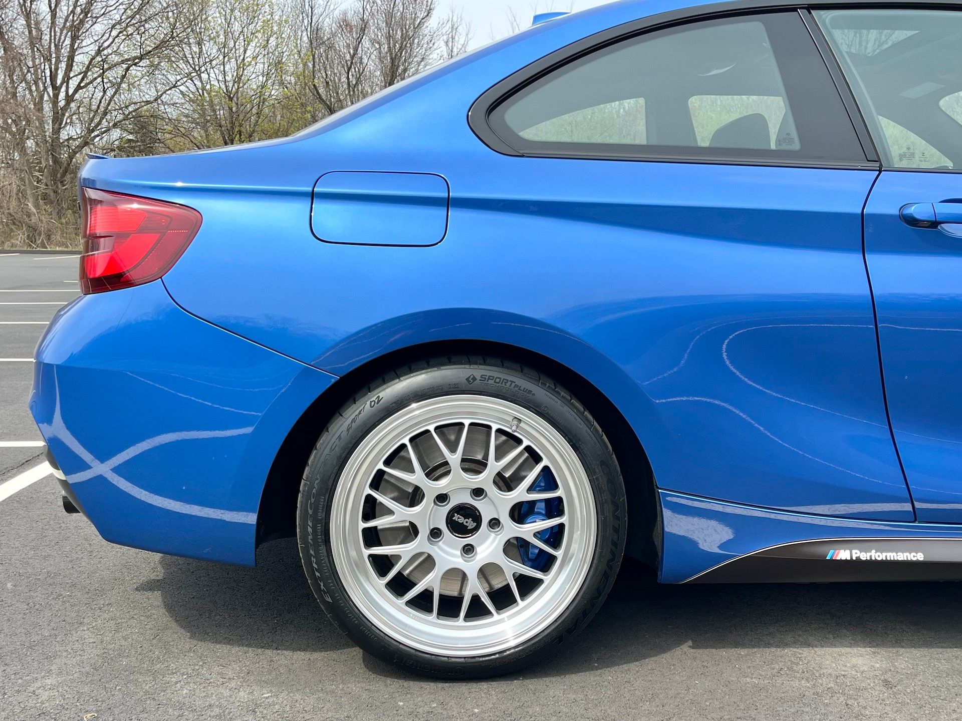 Blue BMW F22 Coupe 2 Series with 18" ML-10RT Apex wheels in Machined Lip Race Silver