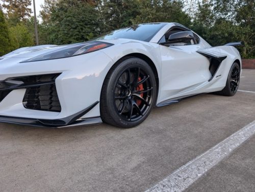 Grey Chevrolet Corvette - VS-5RE in Satin Black
