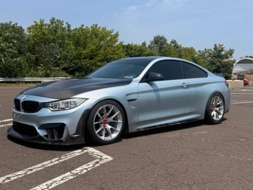 Silver BMW M4 - VS-5RS in Brushed Clear