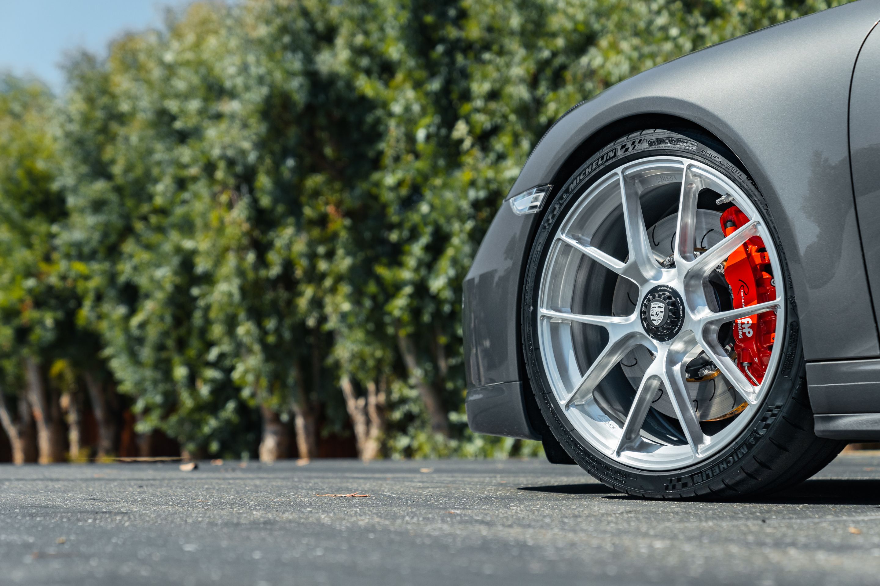 Grey Porsche 911 991.1 Carrera GTS with 20" VS-5RS Apex wheels in Brushed Clear