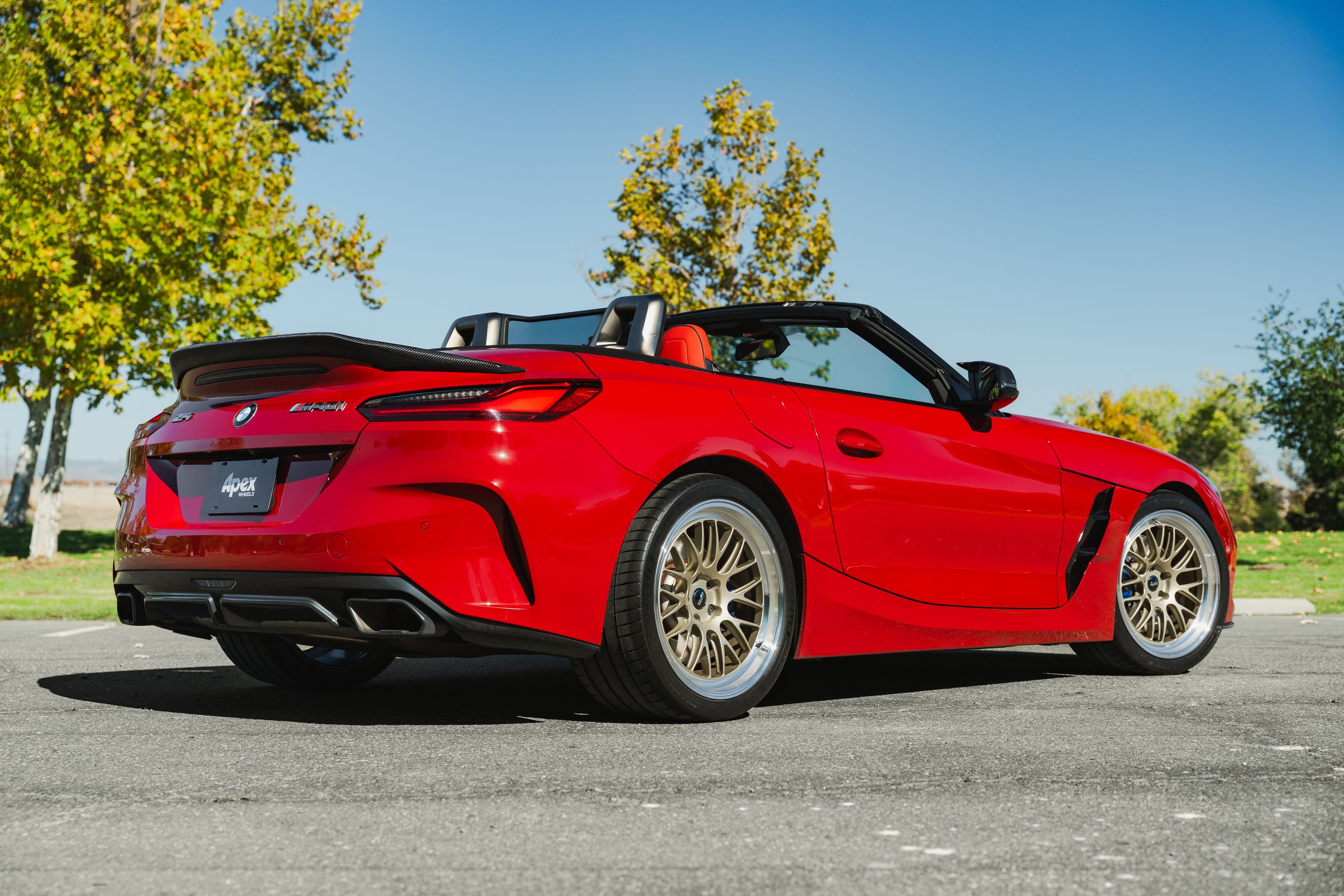 Red BMW G29 Z4 with 19" ML-10RT Apex wheels in Machined Lip Gloss Motorsport Gold