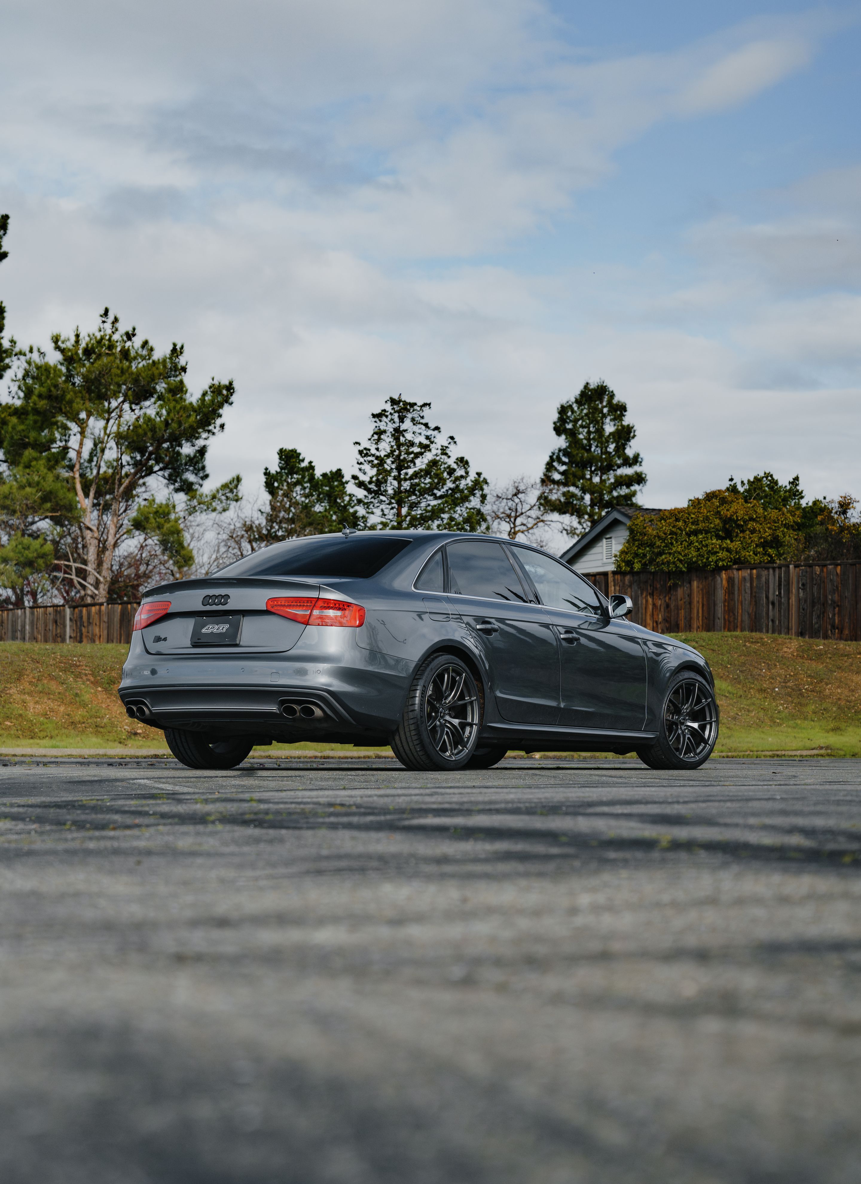 Grey Audi B8 S4 with 19" VS-5RS Apex wheels in Anthracite