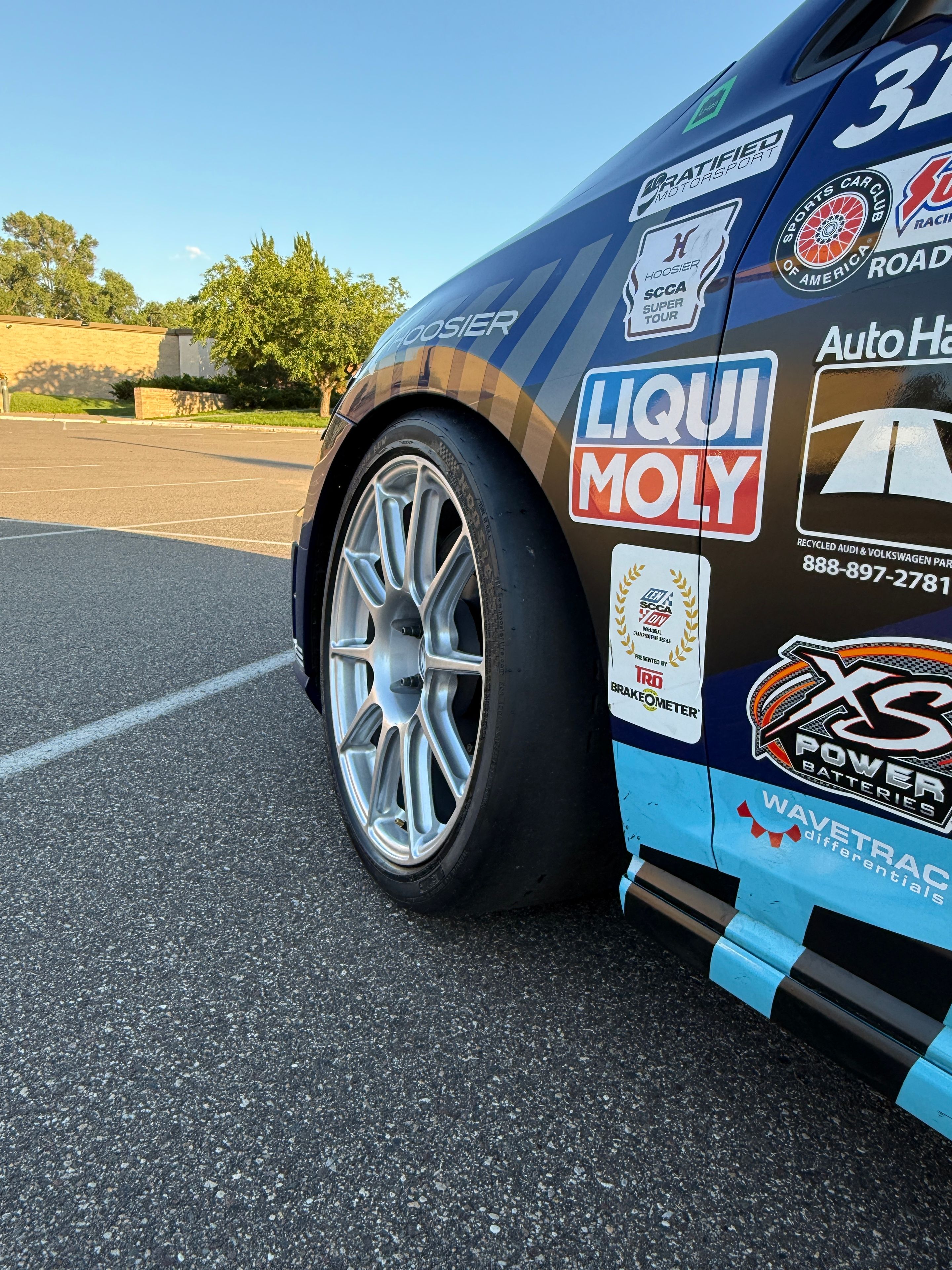 Race Livery VW MK7 Golf R with 18" SM-10 Apex wheels in Race Silver