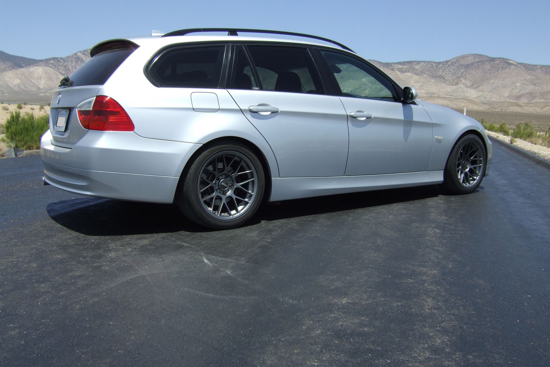 E91 Rims BMW E91 Wagon 3 Series with 17