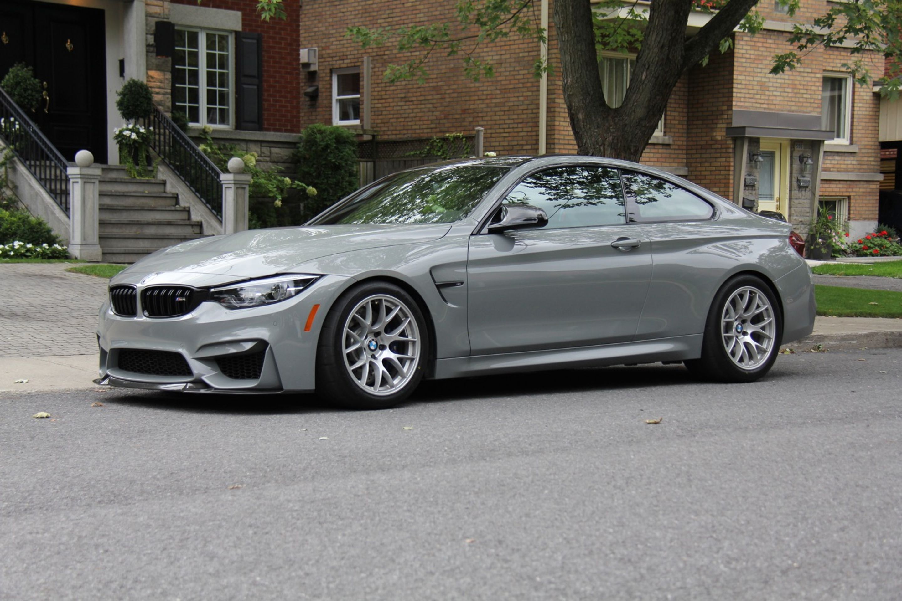 Grey BMW F82 Coupe M4 with 18" EC-7 Apex wheels in Race Silver