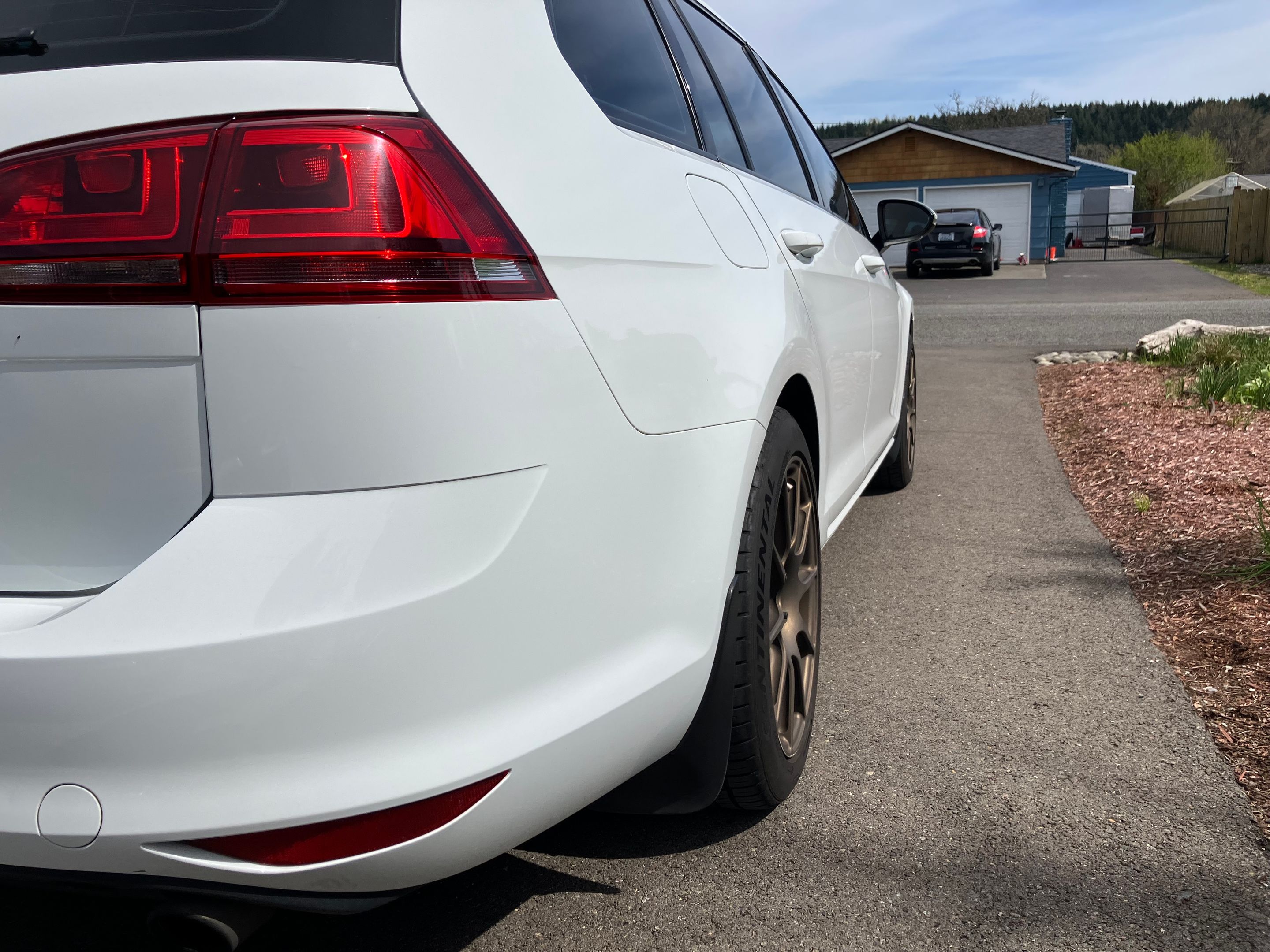 White VW MK7 Alltrack/SportWagen Golf SportWagen with 17" VS-5 Apex wheels in Satin Bronze