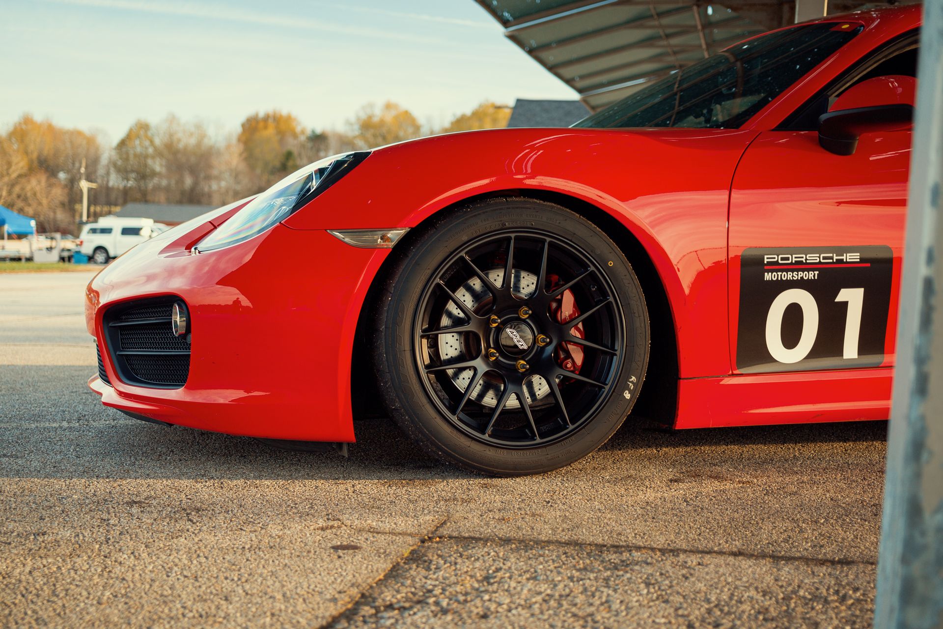 Black 7r Rims Porsche 981 Cayman S with 18