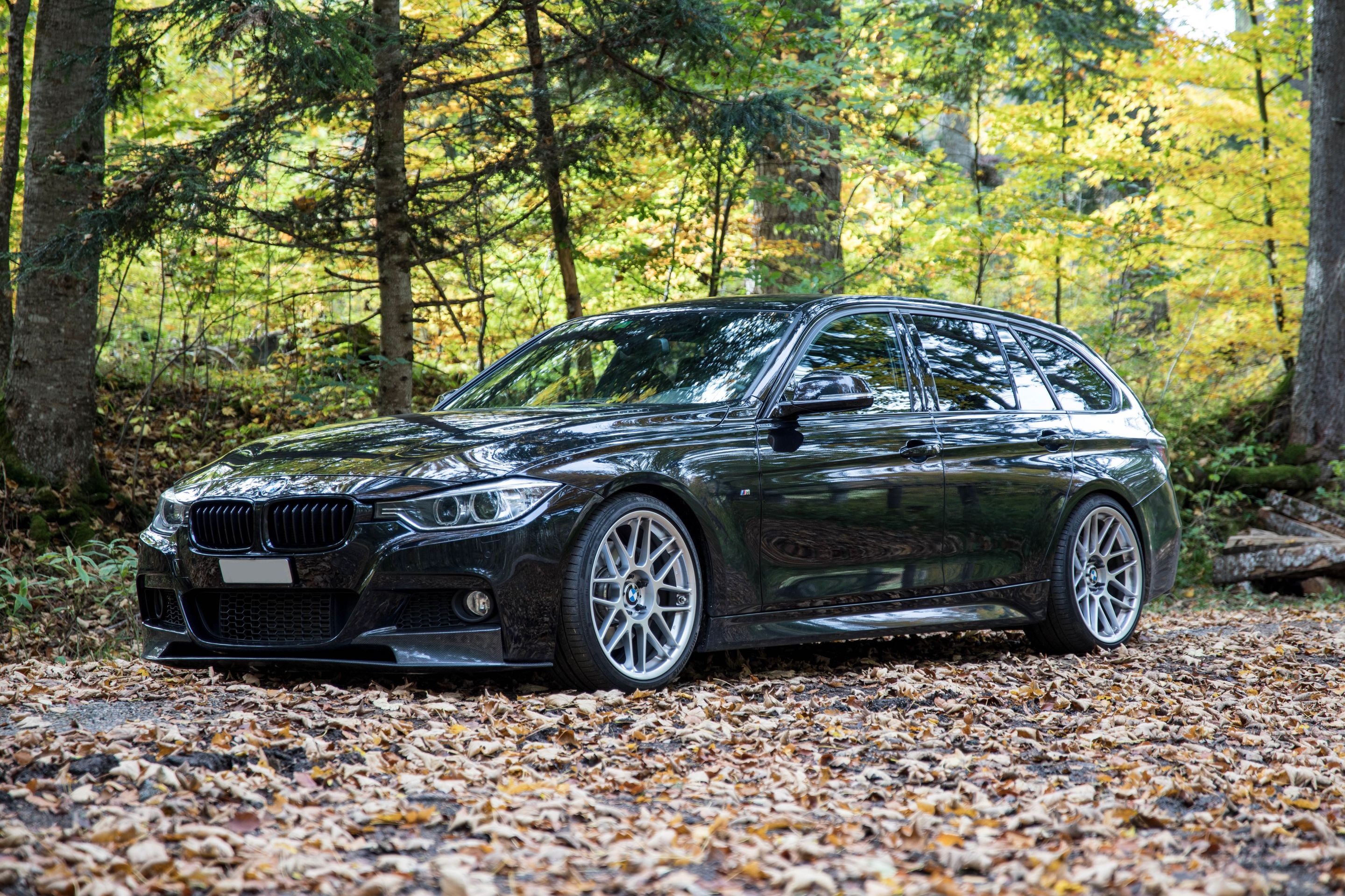 Black BMW F31 Wagon 3 Series with 19" ARC-8 Apex wheels in Race Silver