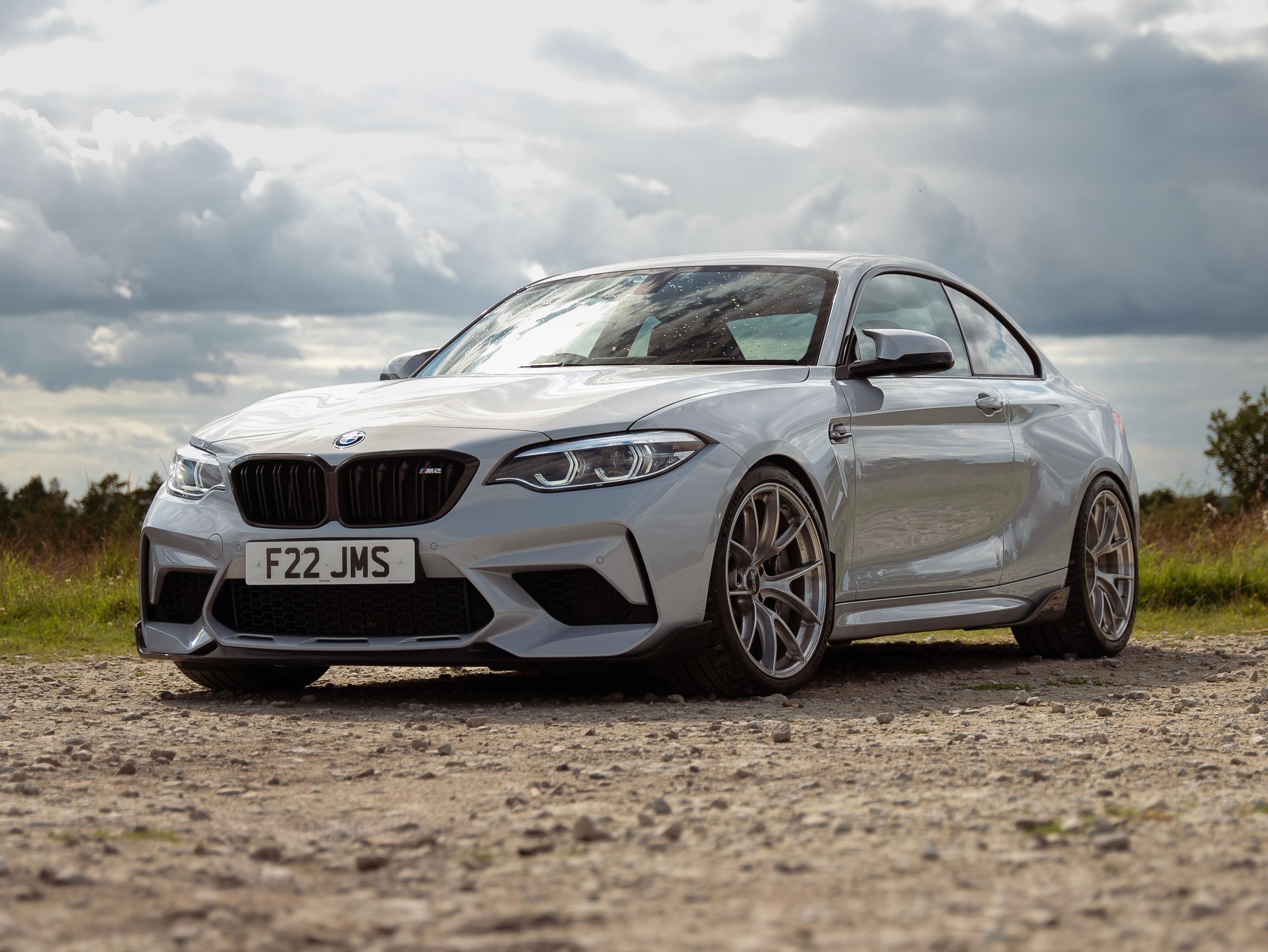 Silver BMW F87 M2 with 19" VS-5RS Apex wheels in Brushed Clear