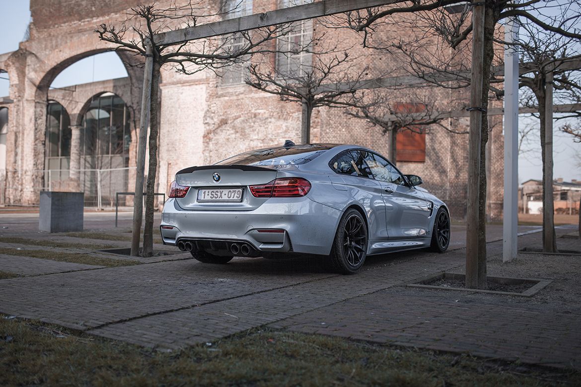Silver BMW F82 Coupe M4 with 18" SM-10 Apex wheels in Satin Black