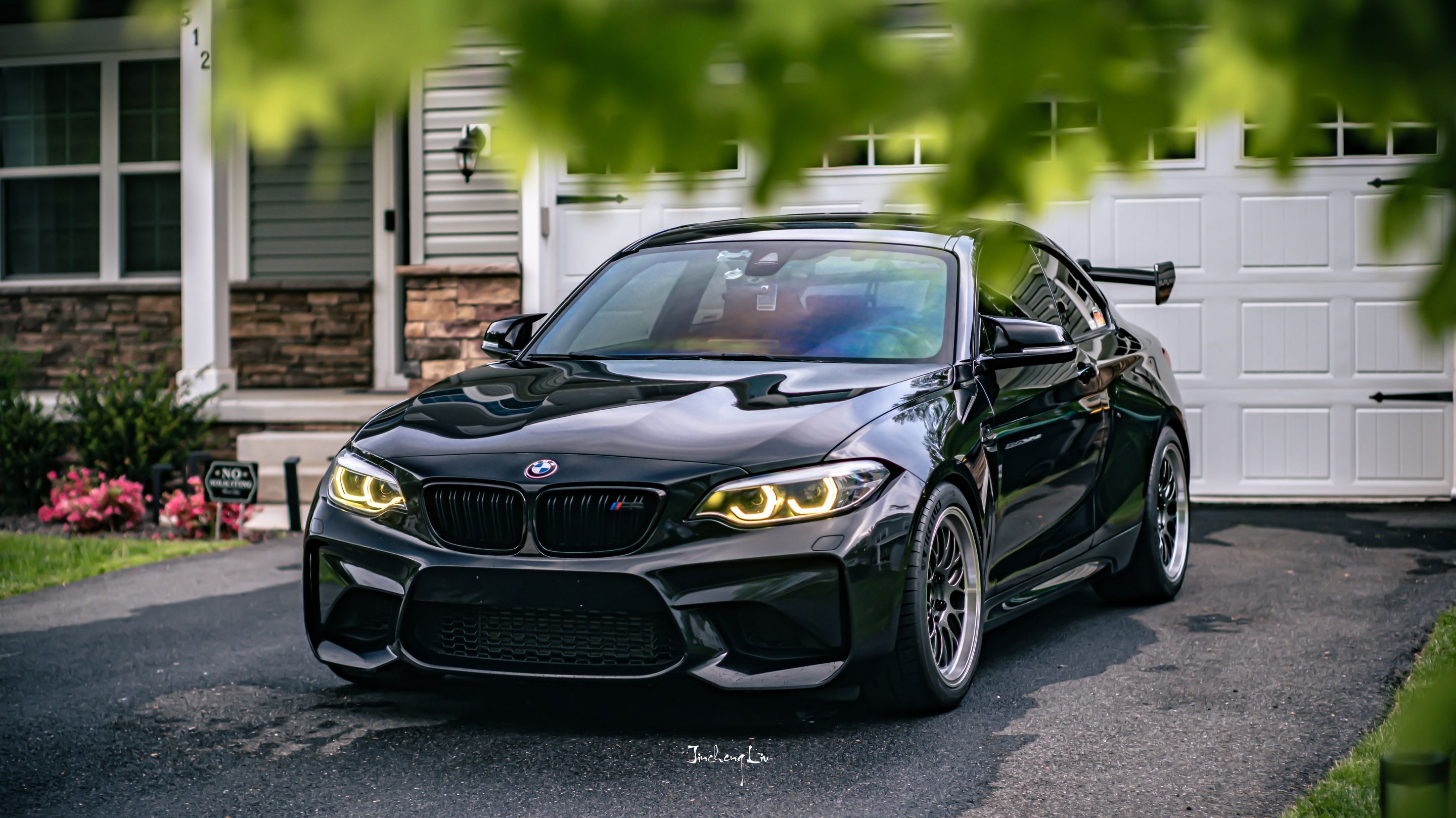 Black BMW F87 M2 with 18" ML-10RT Apex wheels in Machined Lip Anthracite