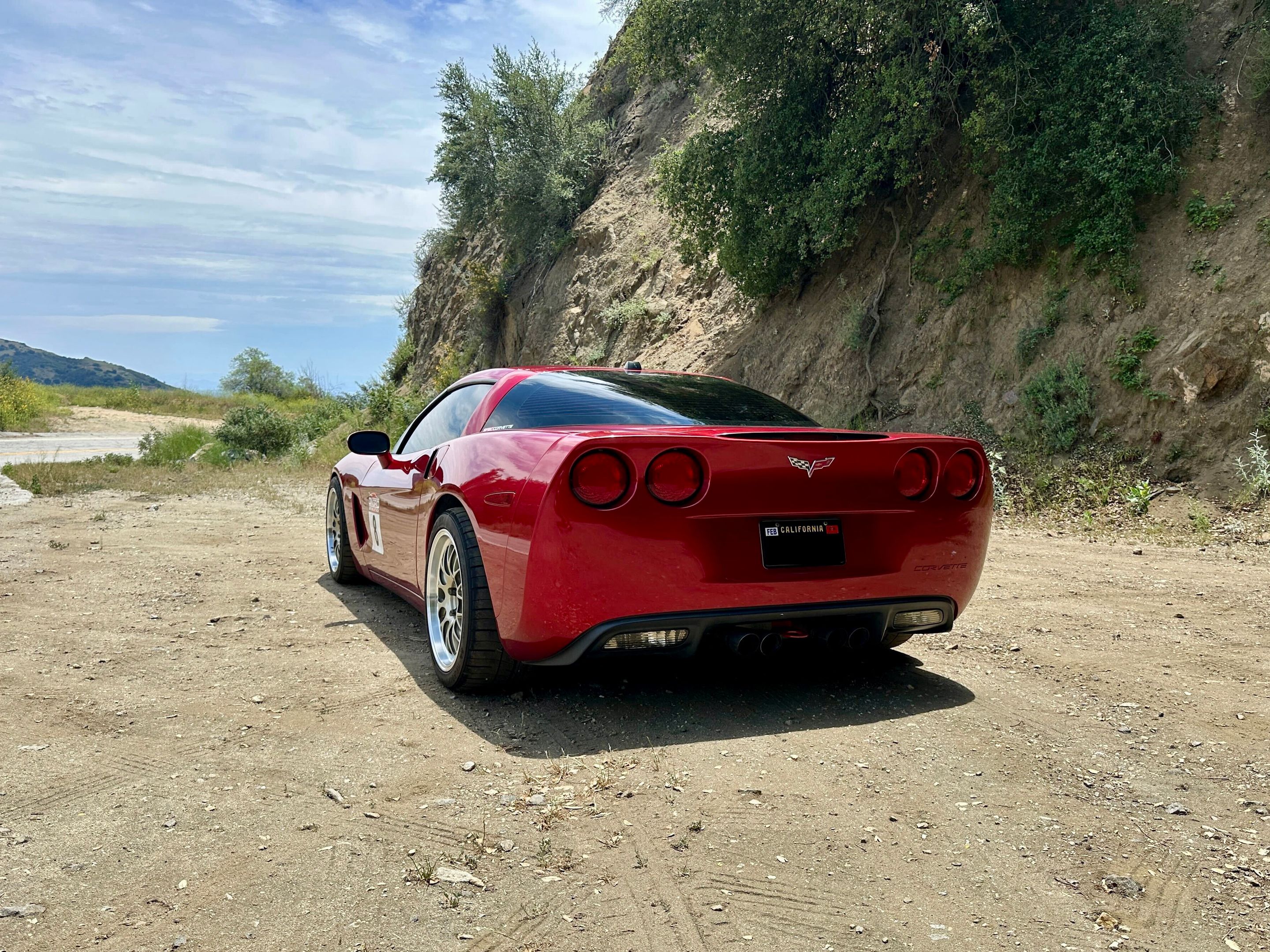 Red Chevrolet C6 Corvette Base/Z51 with 18" ML-10RT Apex wheels in Machined Lip Gloss Motorsport Gold