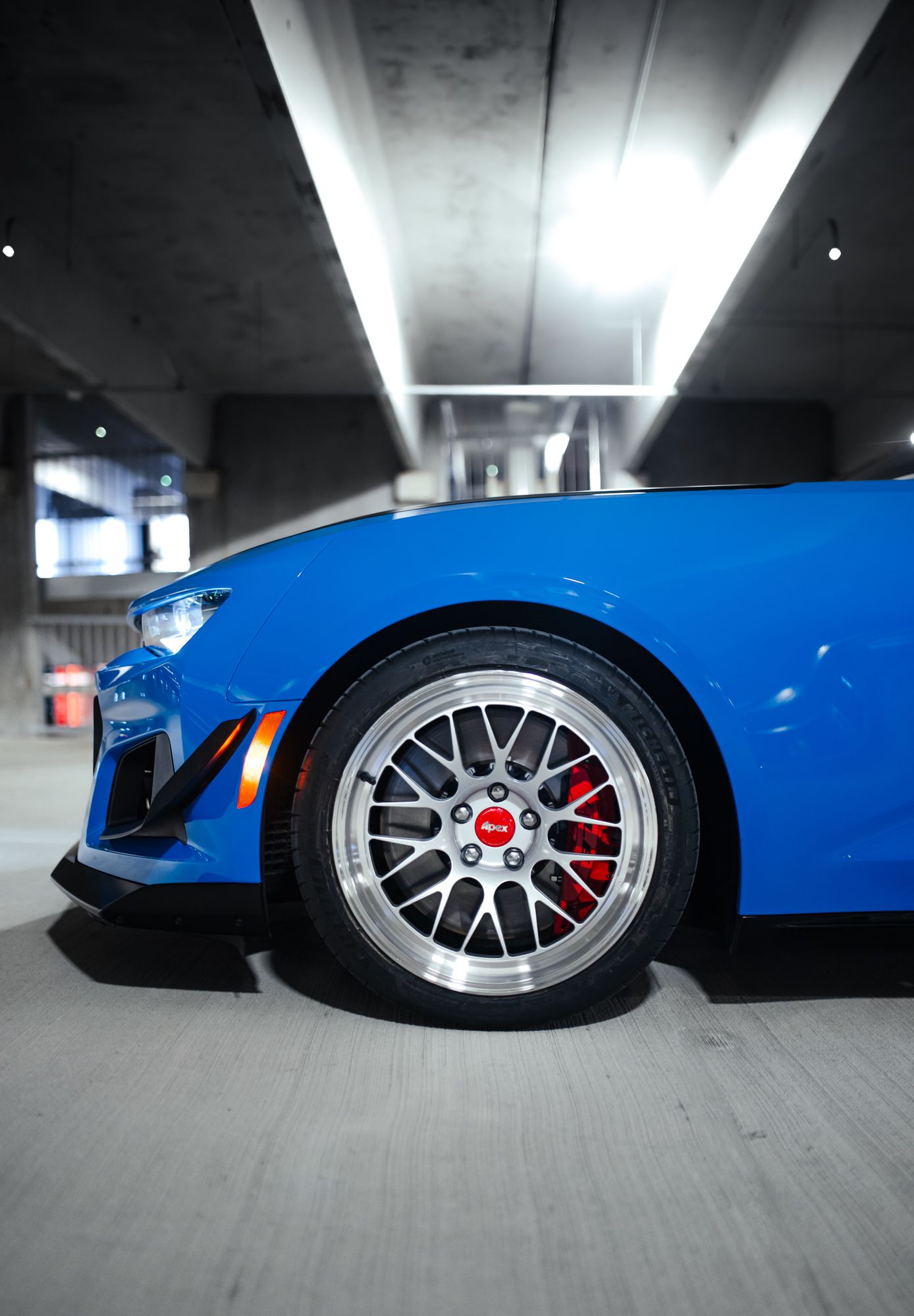 Blue Chevrolet 6th Gen Camaro ZL1 1LE with 19" ML-10RT Apex wheels in Machined Lip Race Silver