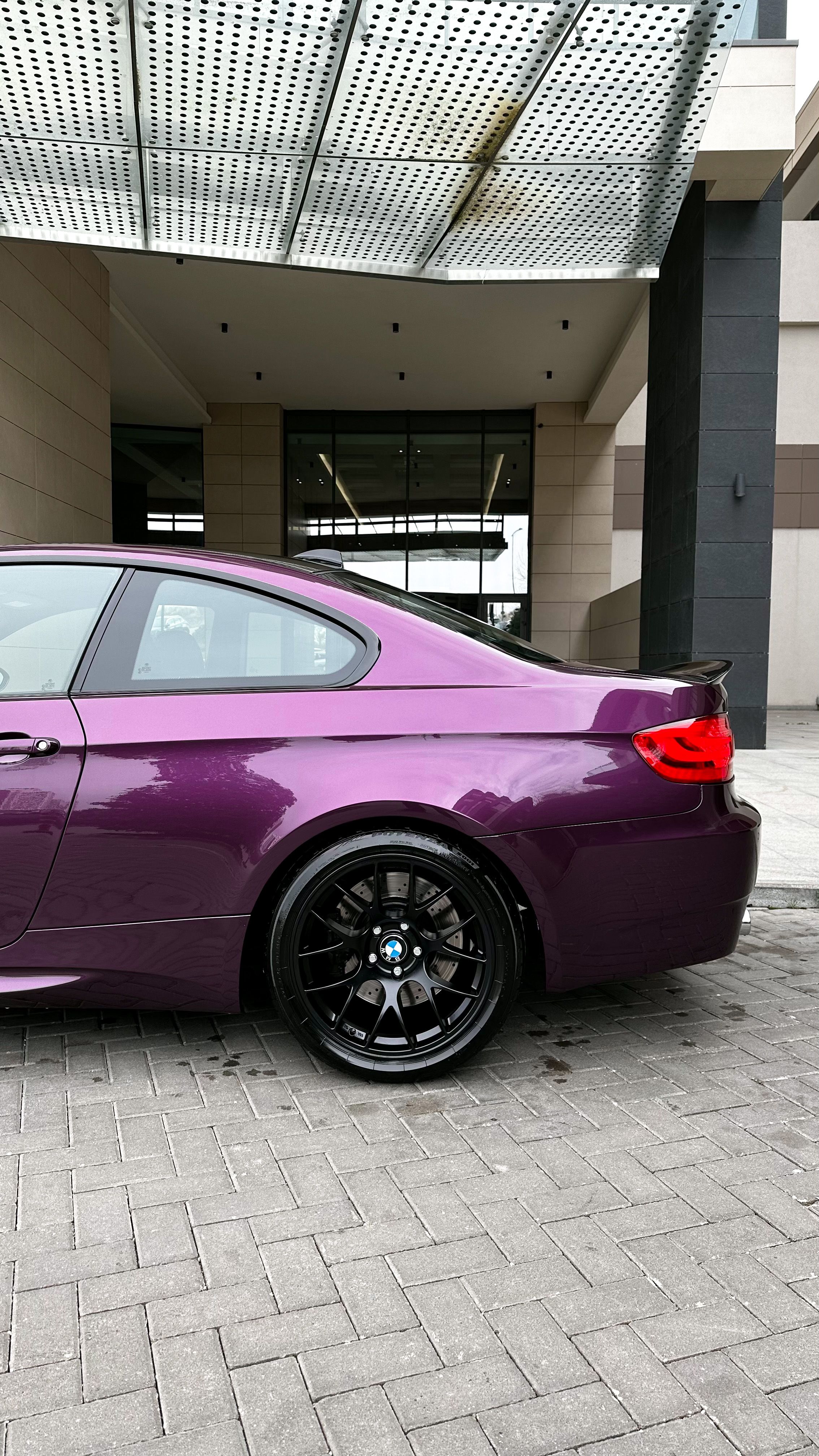 Purple BMW E92 Coupe M3 with 18" EC-7 Apex wheels in Satin Black