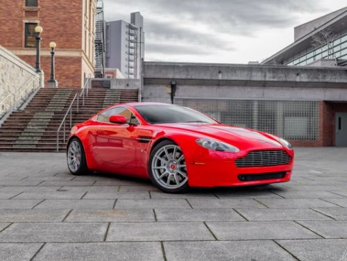 Red Aston Martin Vantage - SM-10 in Race Silver