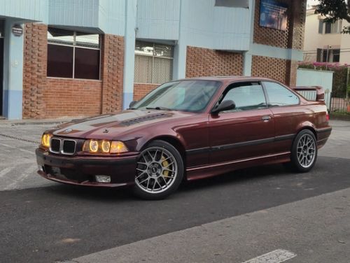 Red BMW 3 Series - ARC-8 in Hyper Black