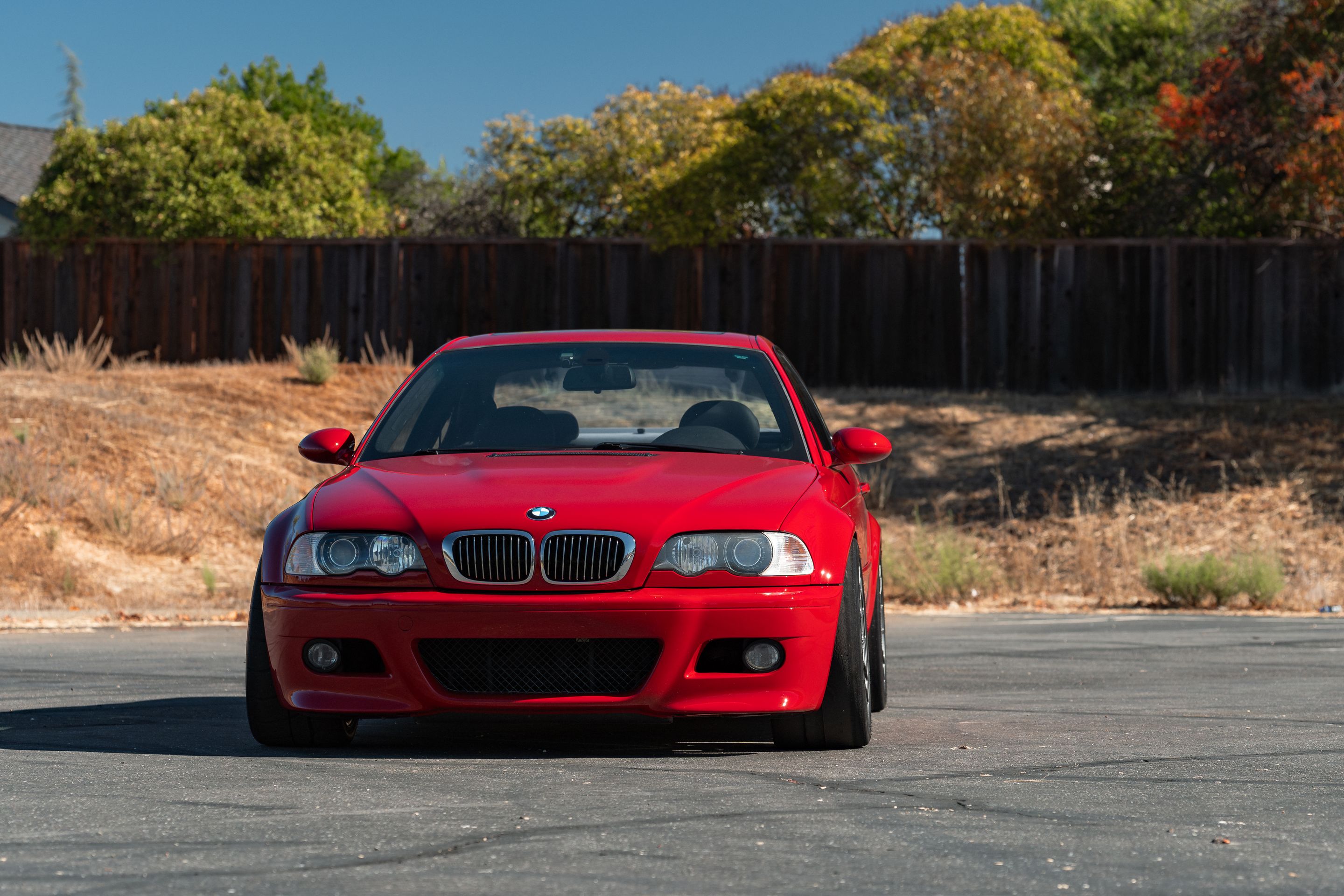 Red BMW E46 M3 with 18" EC-7RS Apex wheels in Anthracite