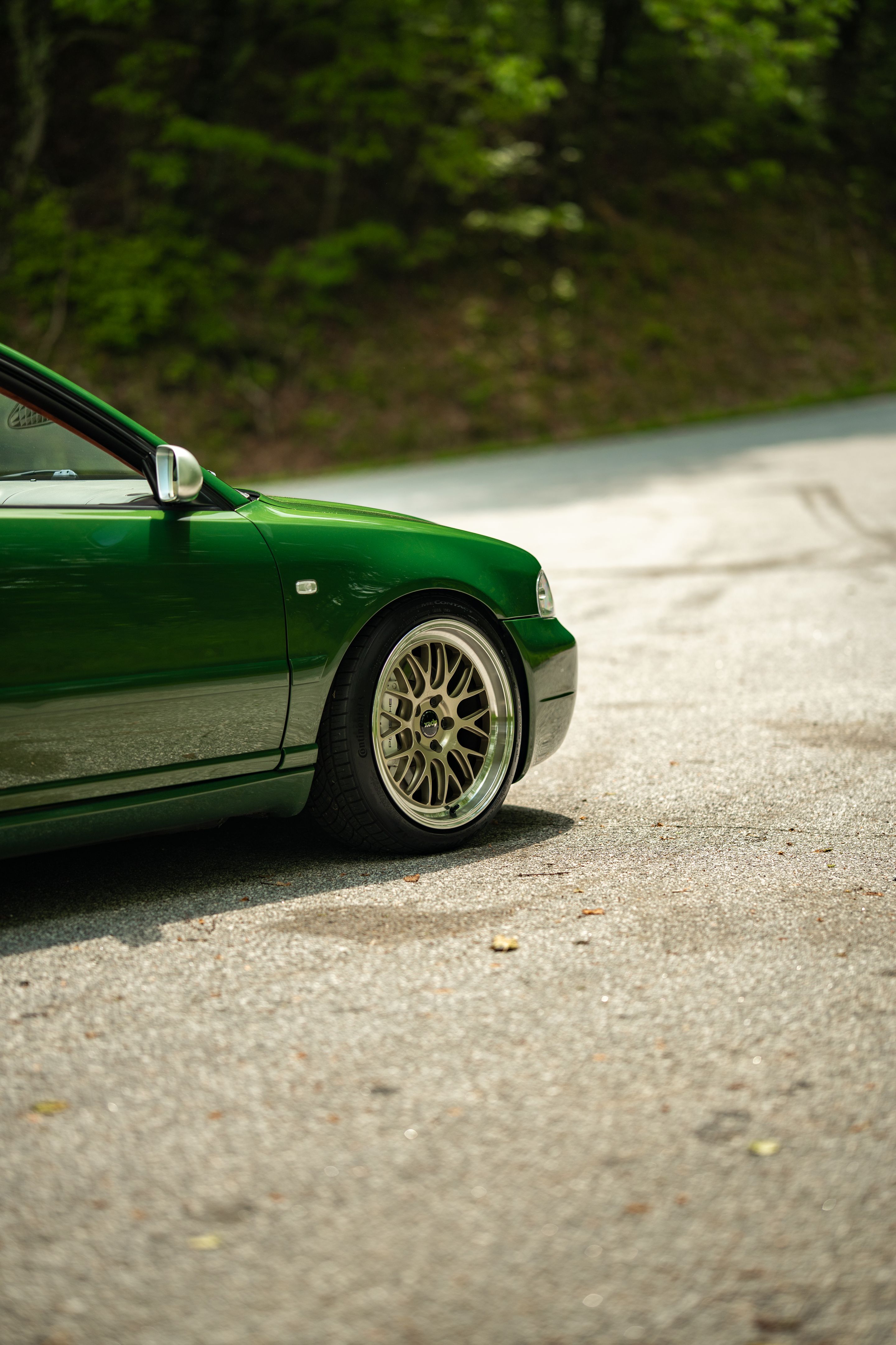 Green Audi B5 S4 Avant/Wagon with 18" ML-10RT Apex wheels in Machined Lip Gloss Motorsport Gold