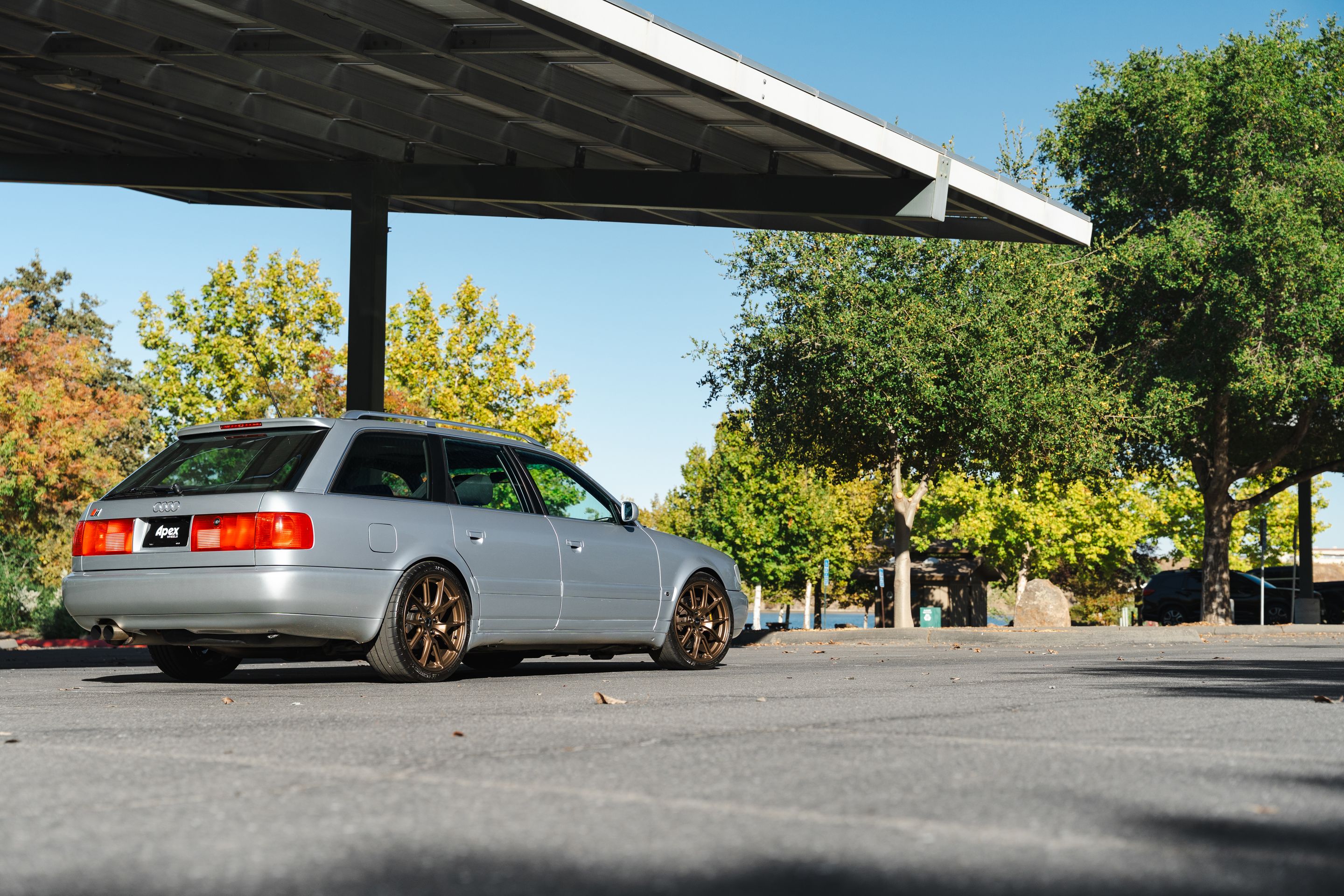 Silver Audi C4 S6 Avant/Wagon with 18" VS-5 Apex wheels in Satin Bronze