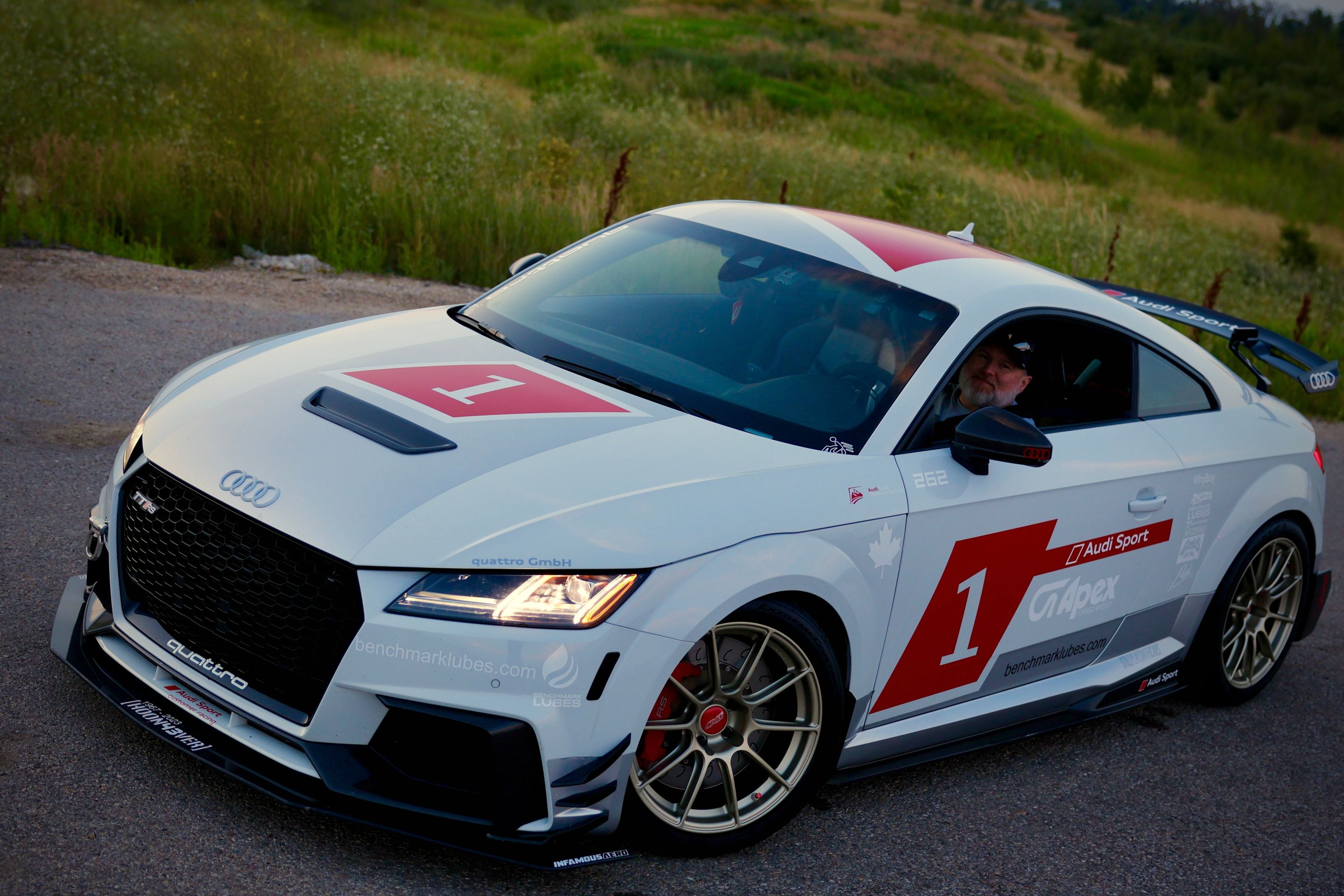 White Audi FV/8S TT RS with 18" SM-10RS Apex wheels in Motorsport Gold
