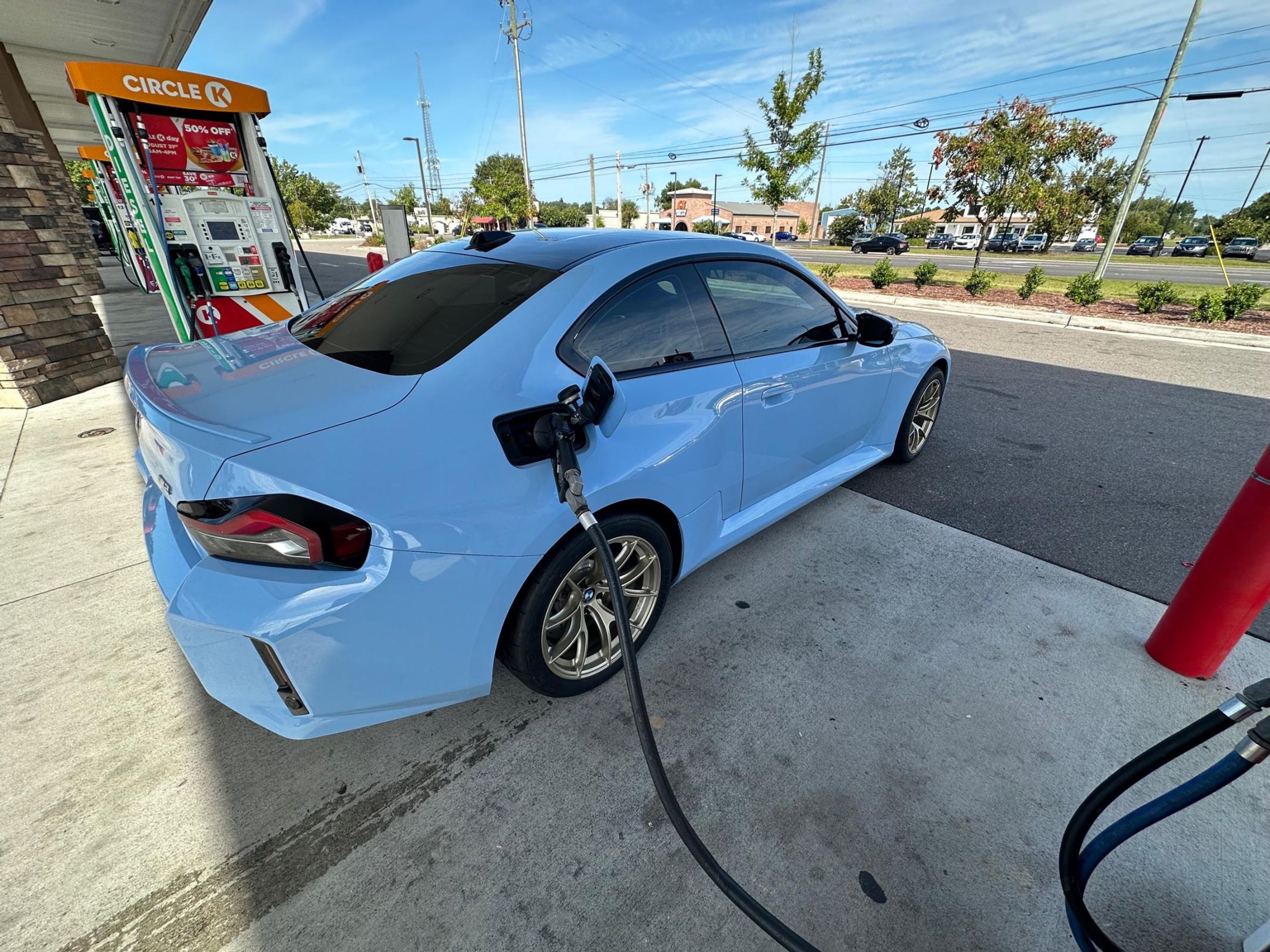 Blue BMW G87 M2 with 18" VS-5RS Apex wheels in Motorsport Gold