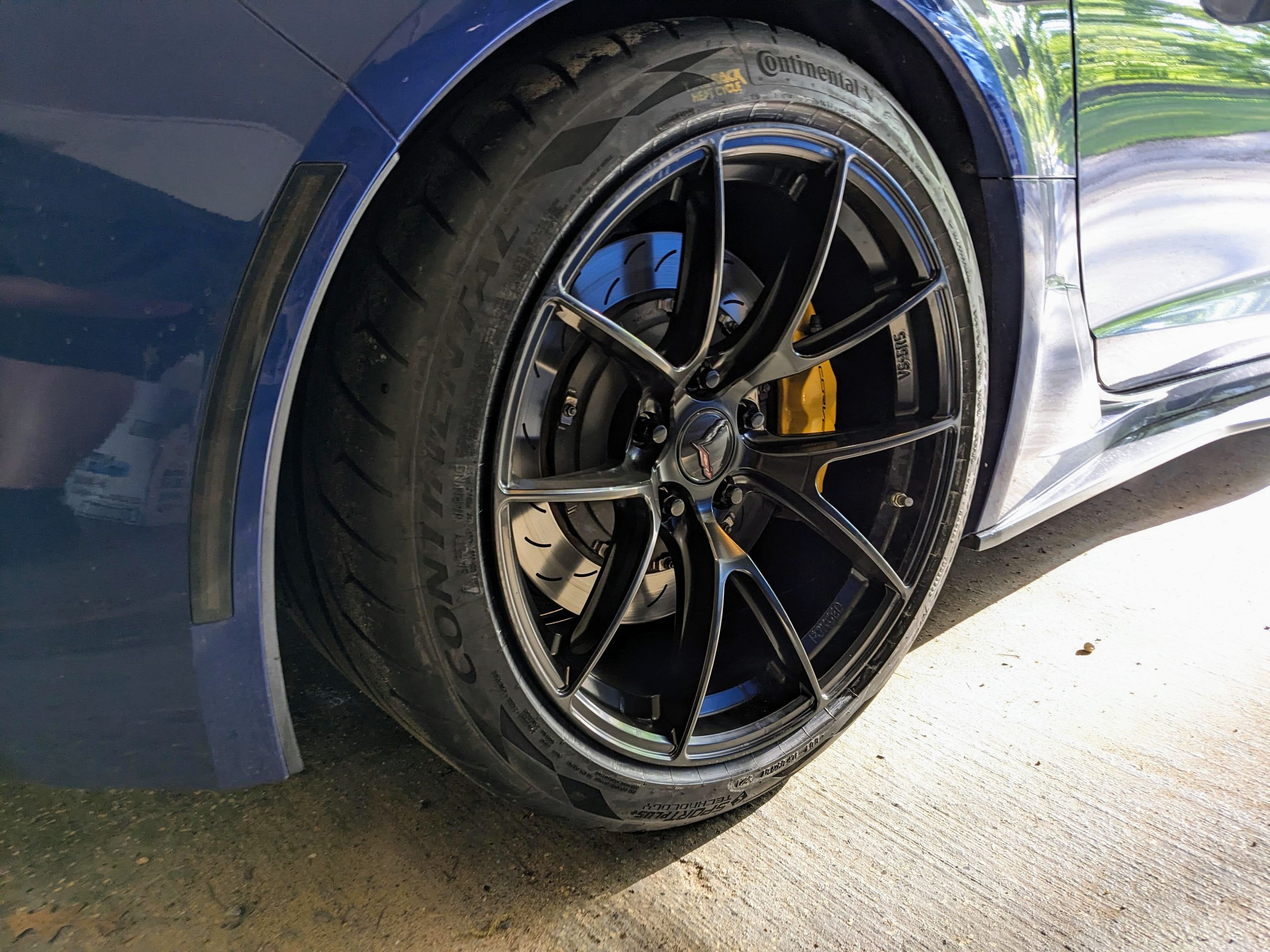 Blue Chevrolet C7 Corvette Grand Sport with 18"/19" VS-5RS Apex wheels in Satin Black