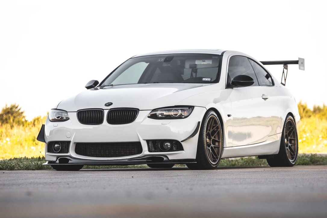 White BMW E92 Coupe 3 Series with 18" ARC-8 Apex wheels in Satin Bronze