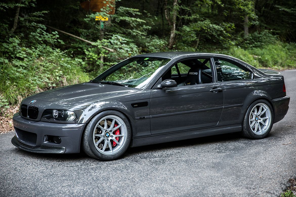 Grey BMW E46 M3 with 18" FL-5 Apex wheels in Race Silver