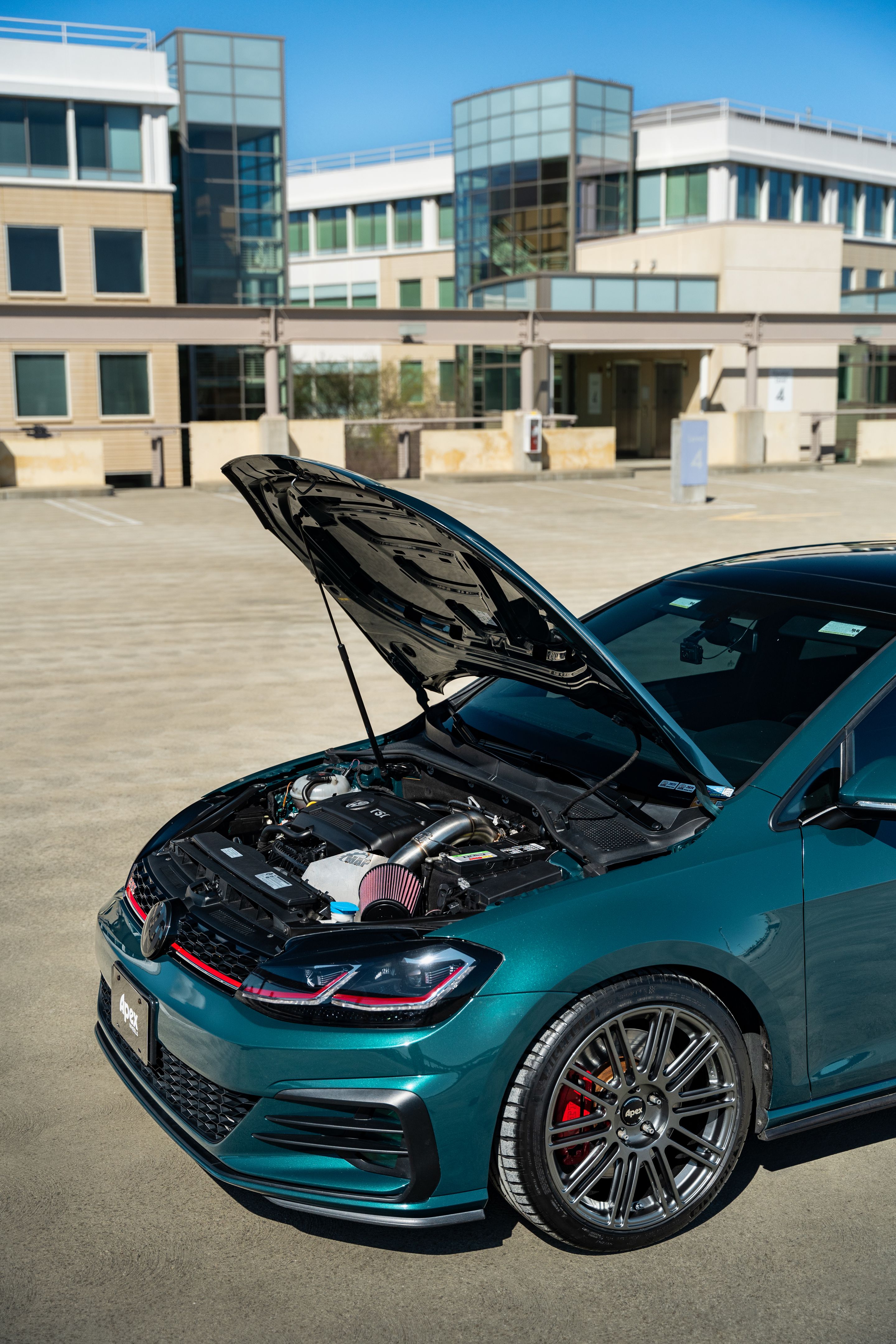 Green VW MK7 GTI with 18" TC-10RT Apex wheels in Anthracite