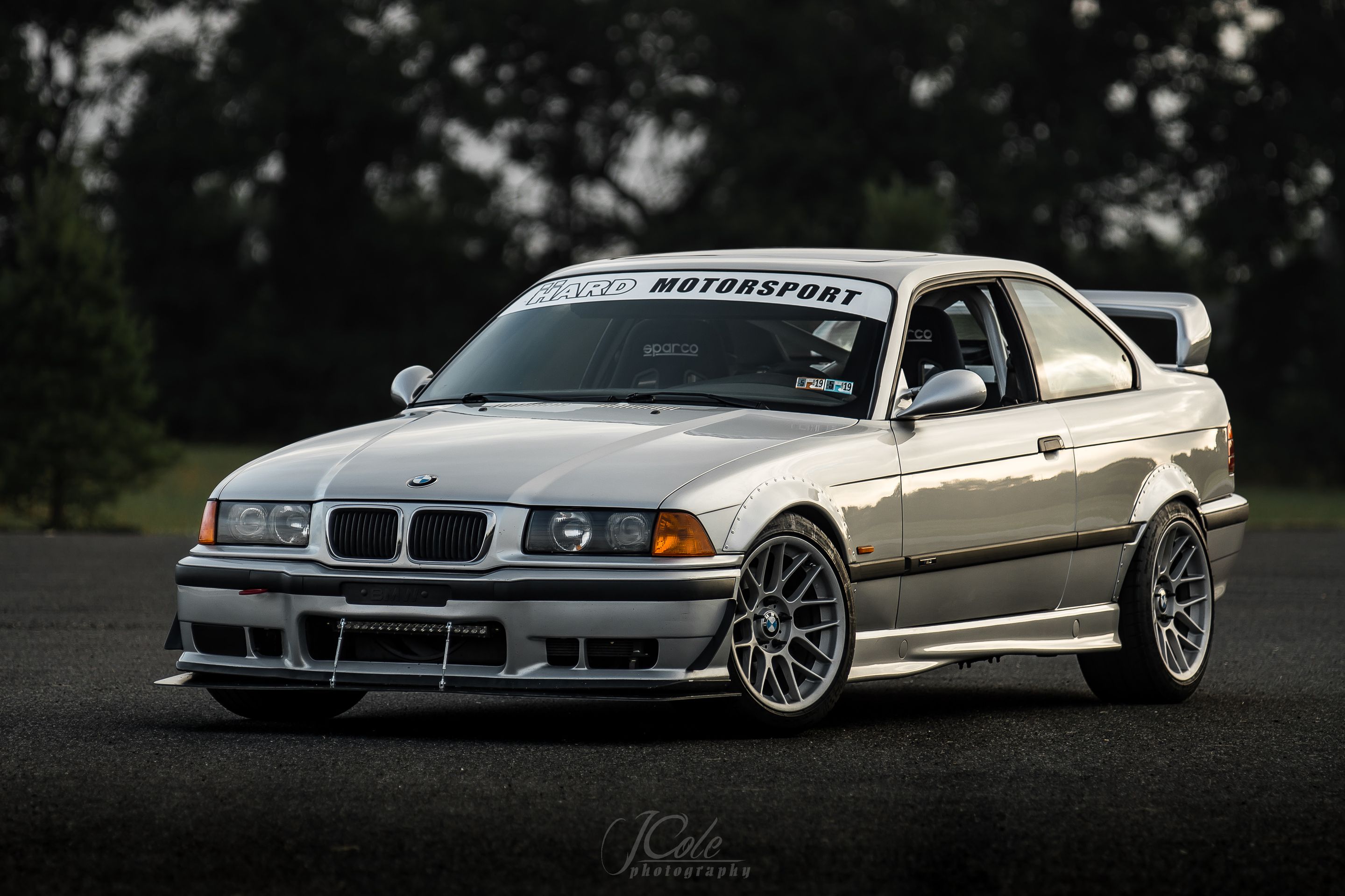 Silver BMW E36 3 Series with 17" ARC-8 Apex wheels in Hyper Silver