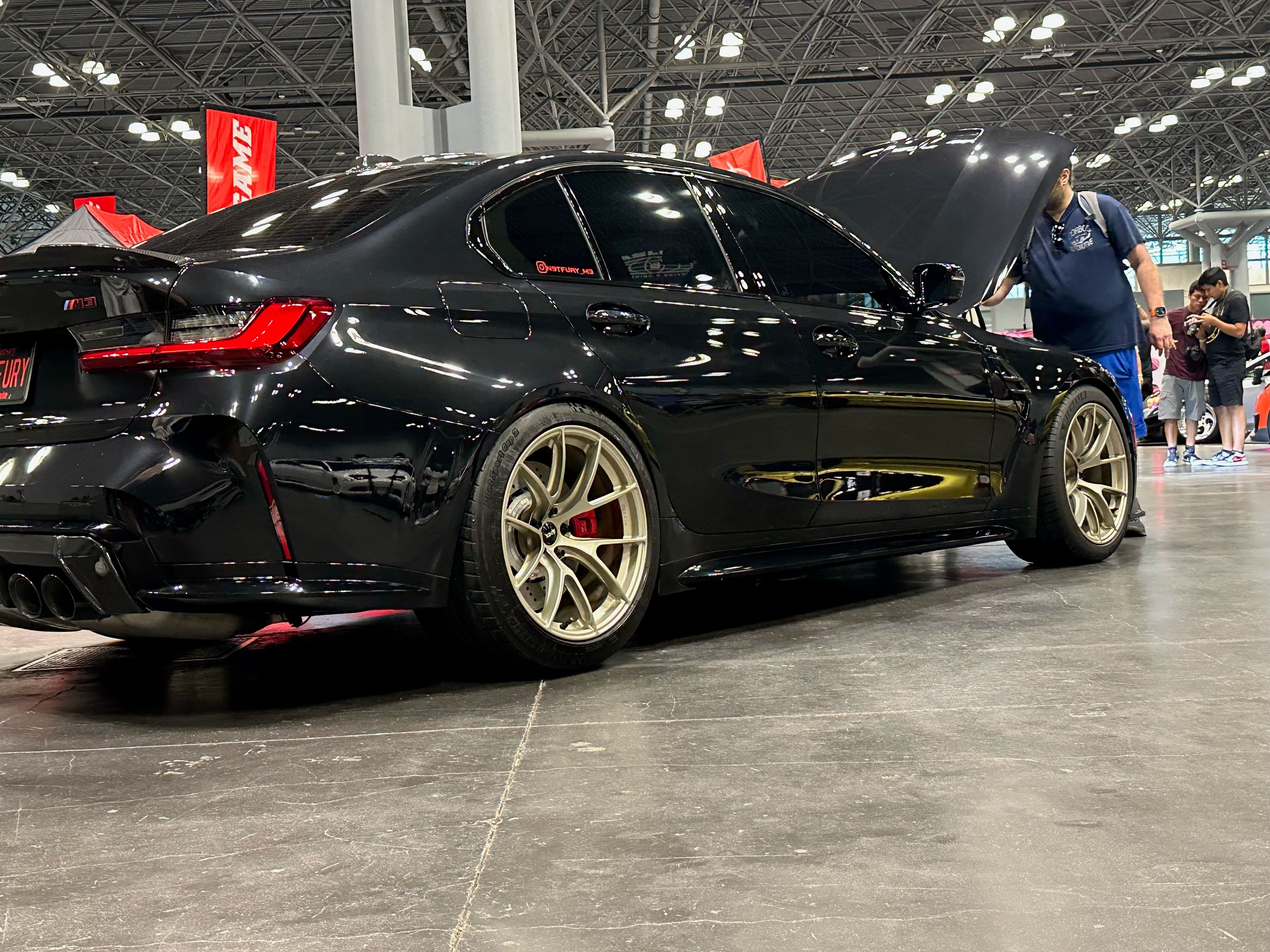 Black BMW G80 M3 with 19" VS-5RS Apex wheels in Motorsport Gold