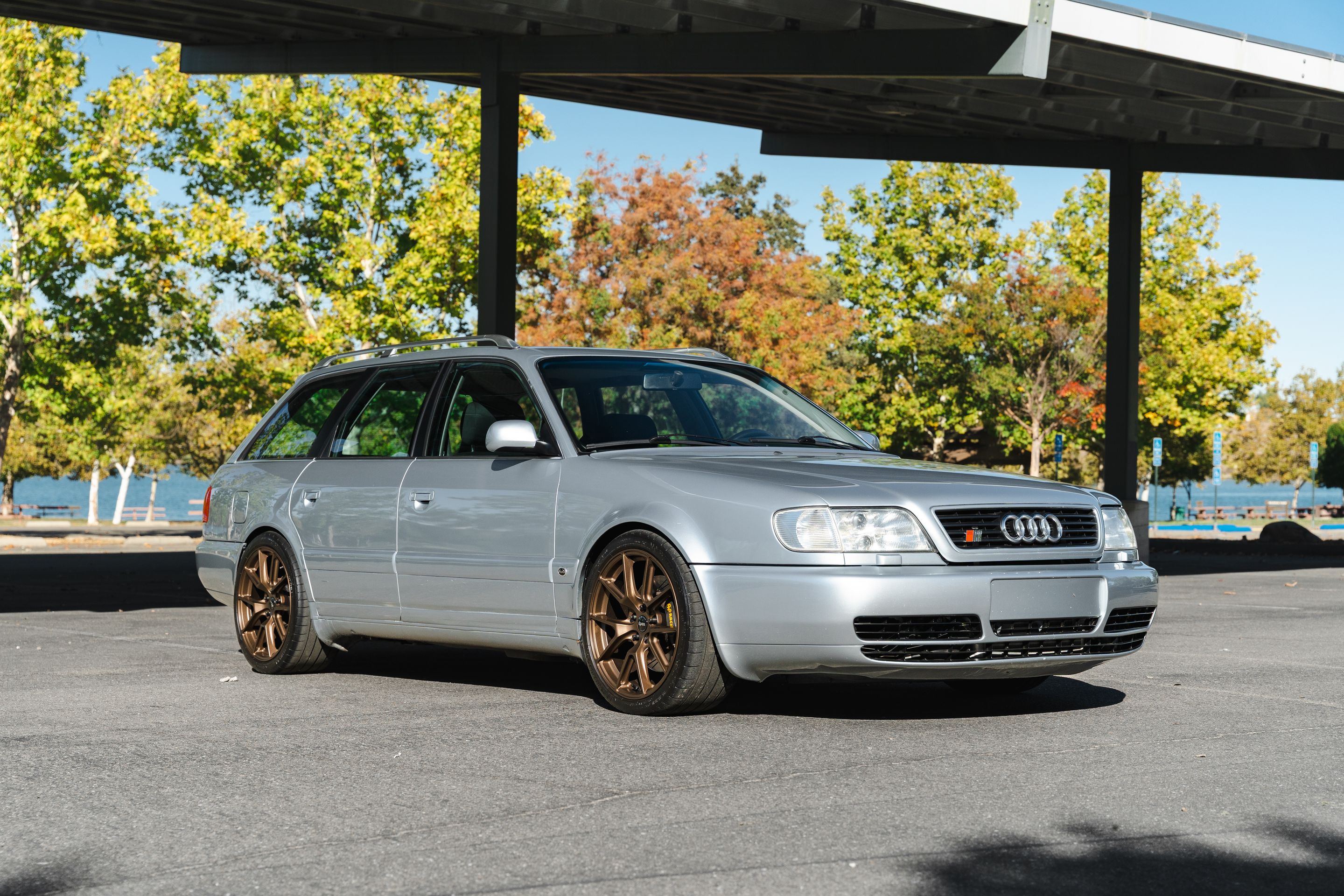 Silver Audi C4 S6 Avant/Wagon with 18" VS-5 Apex wheels in Satin Bronze
