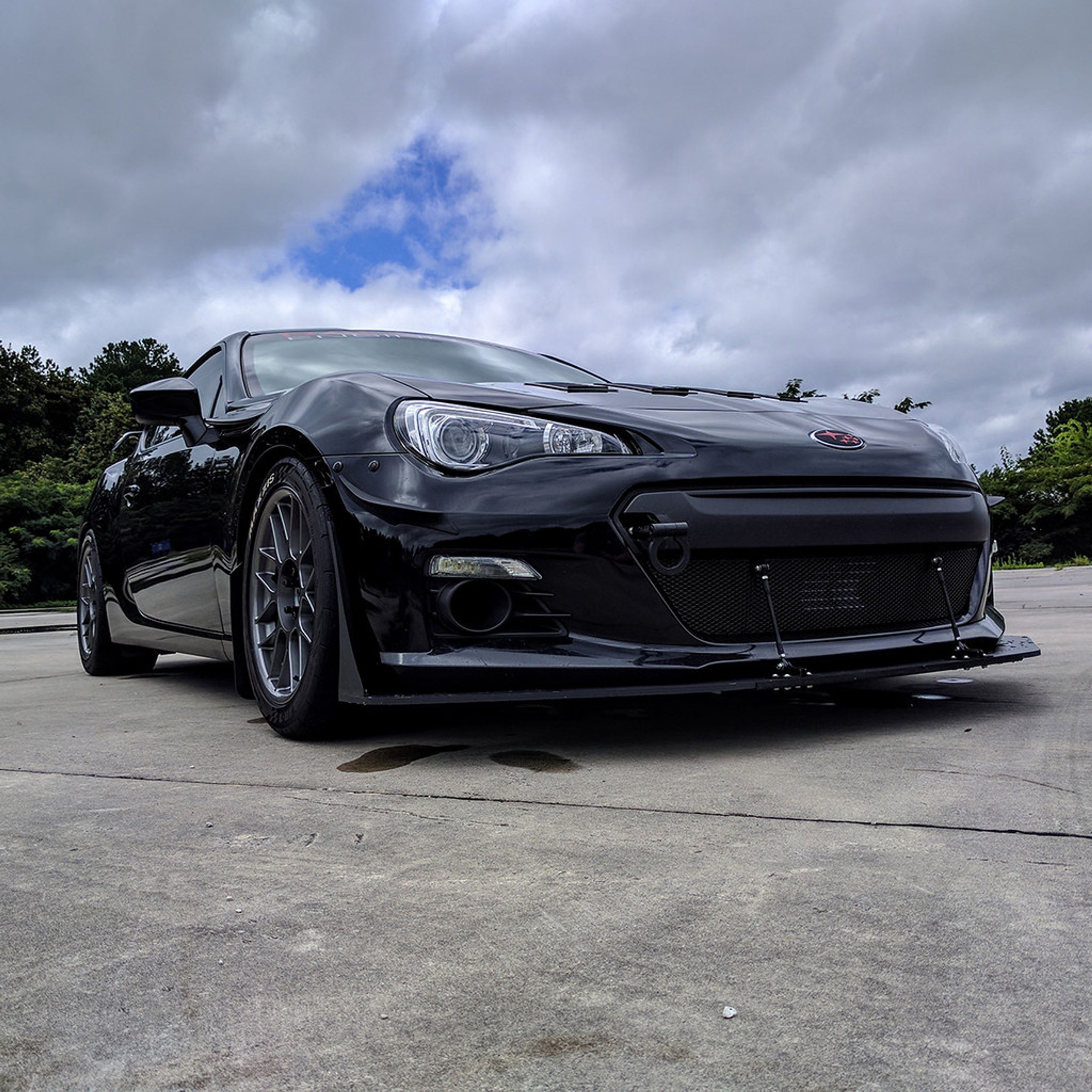 Black Subaru ZC6 / Gen 1 BRZ with 17" ARC-8 Apex wheels in Anthracite