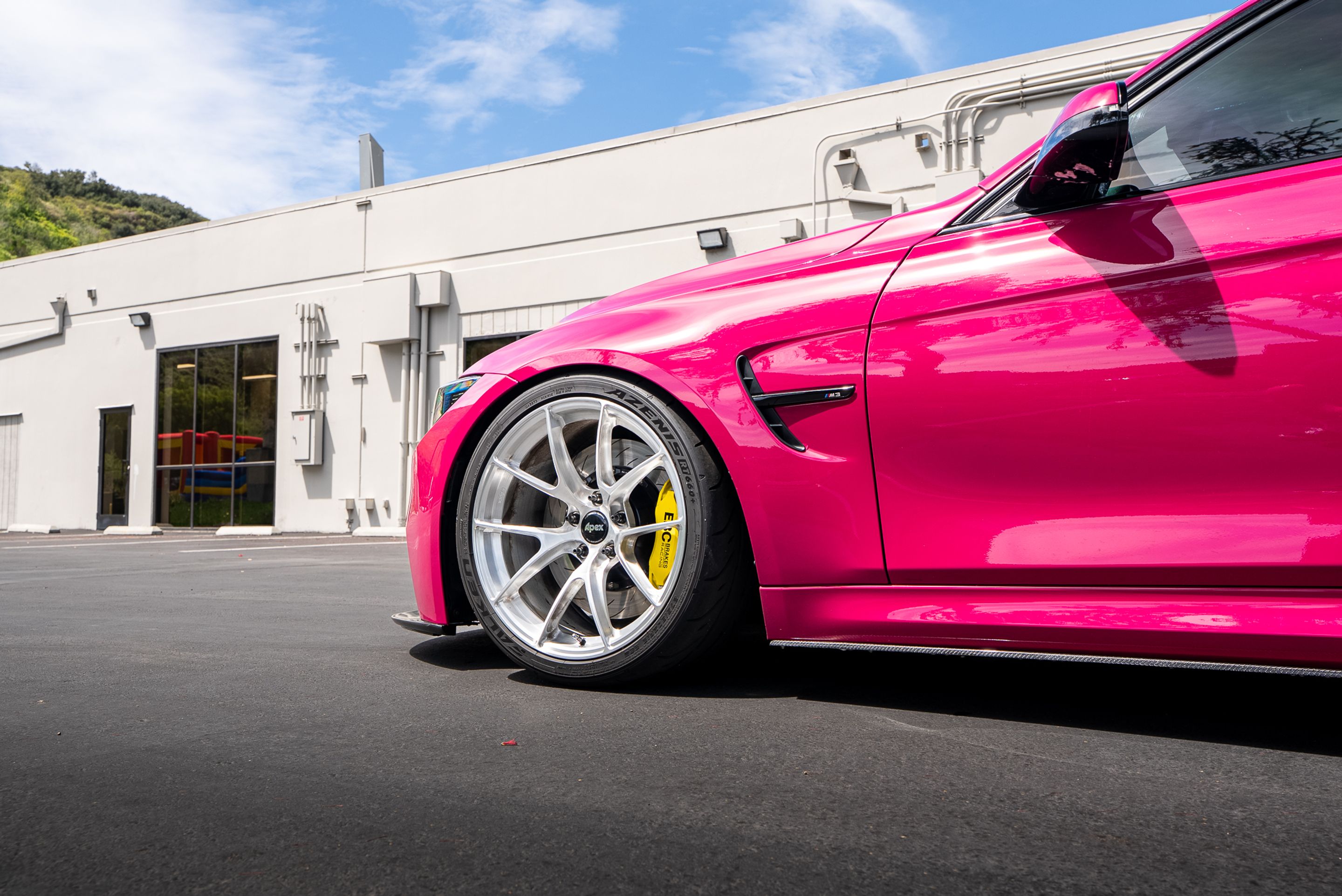 Pink BMW F80 M3 with 19" VS-5RS Apex wheels in Brushed Clear