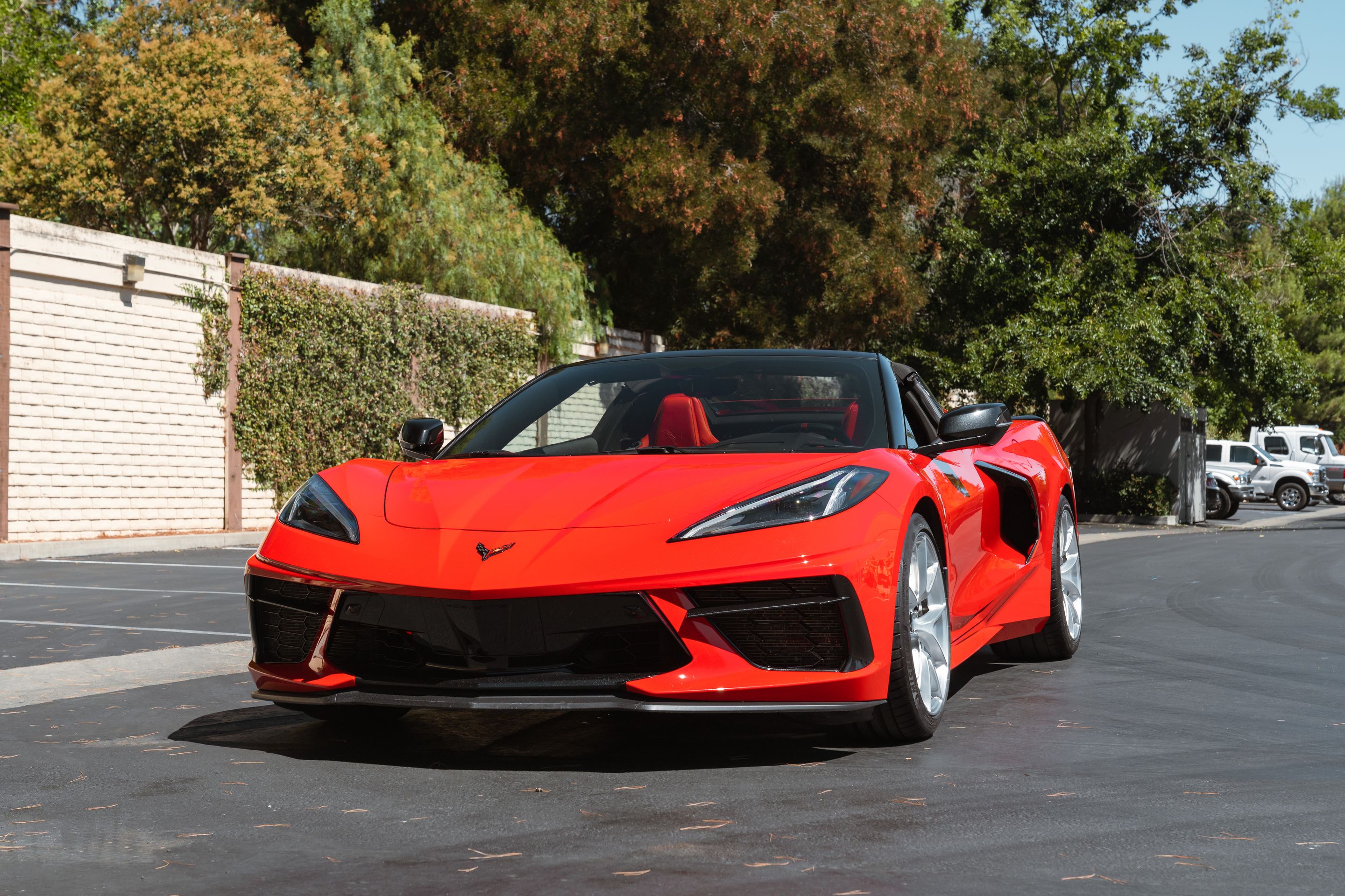 Red Chevrolet C8 Corvette Stingray/Z51 with 19" VS-5RS Apex wheels in Brushed Clear