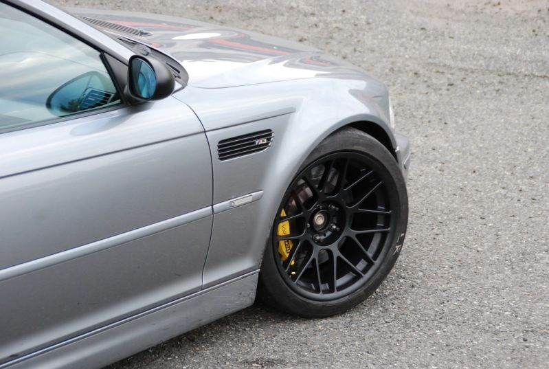 Silver BMW E46 M3 with 18" ARC-8 Apex wheels in Satin Black